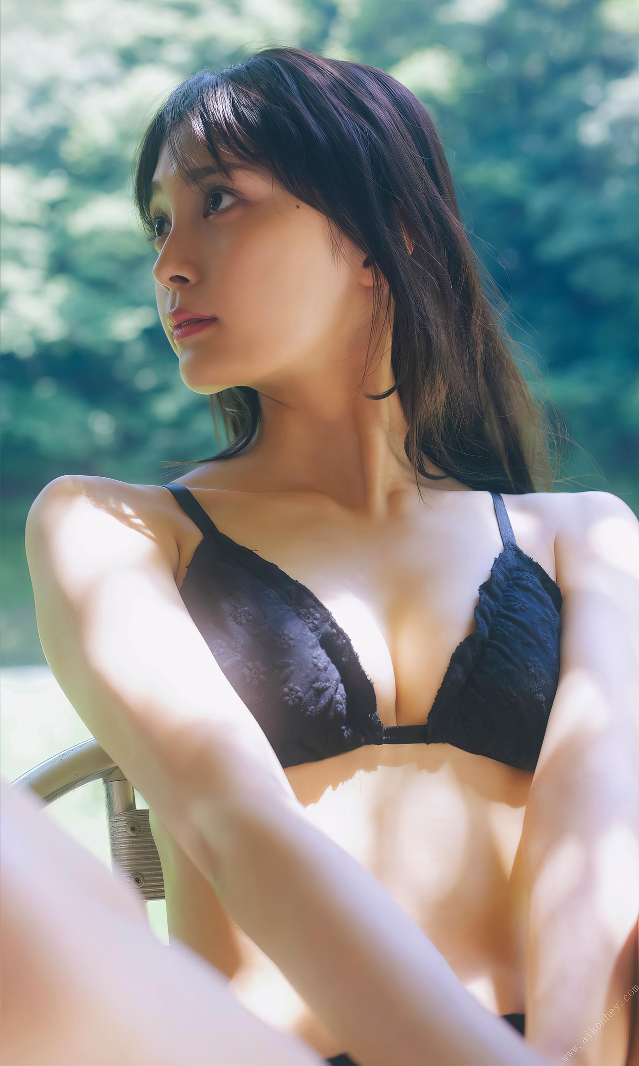 Rina Koyama 小山璃奈, 周プレ Photo Book 「红い花」 Set.02