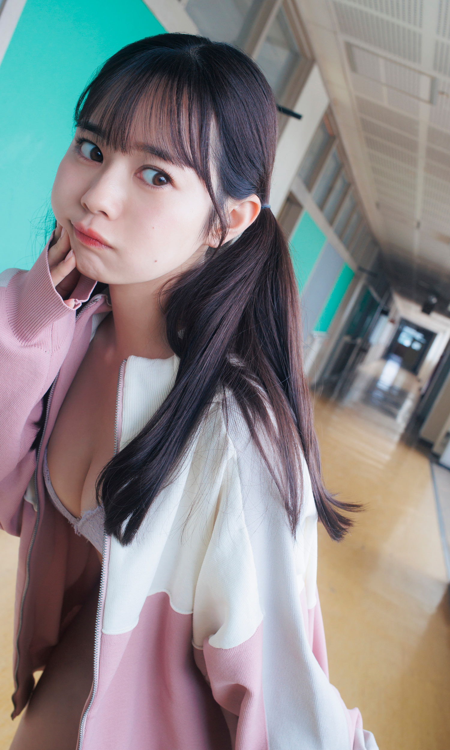 Saeko Kondo 近藤沙瑛子, 周プレ Photo Book 「夏の扉を开いたあの日の教室で」 Set.02