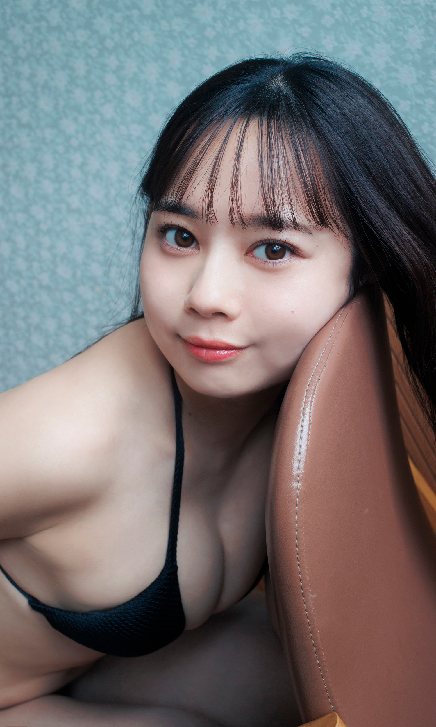 Saeko Kondo 近藤沙瑛子, 周プレ Photo Book 「夏の扉を开いたあの日の教室で」 Set.02