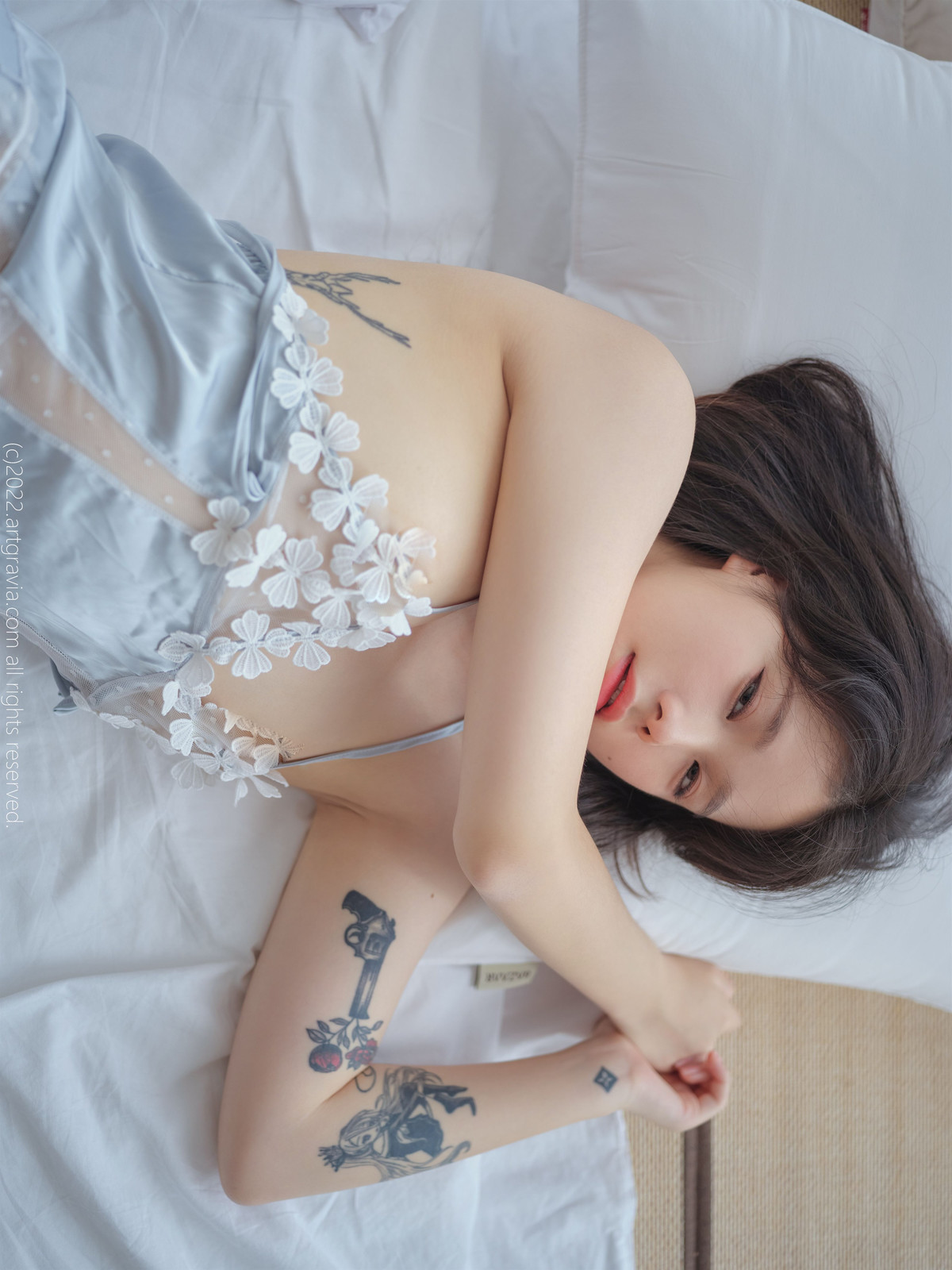 Sira 시라, ArtGravia Vol.440 Photobook Set.01