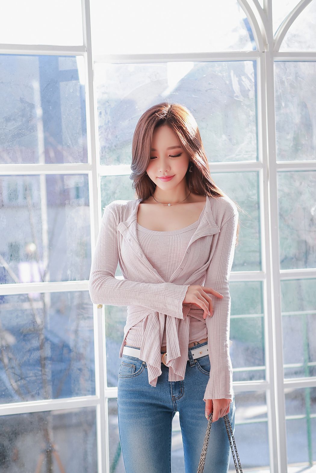 Son Yoon Joo 2017 Beautiful Legs Temperament Picture and Photo 55 Son Yoon Joo 2017 Beautiful Legs Temperament Picture and Photo