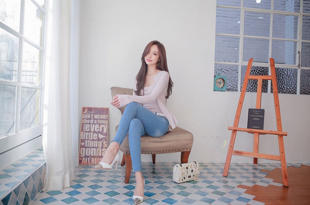 Son Yoon Joo 2017 Beautiful Legs Temperament Picture and Photo 57 Son Yoon Joo 2017 Beautiful Legs Temperament Picture and Photo