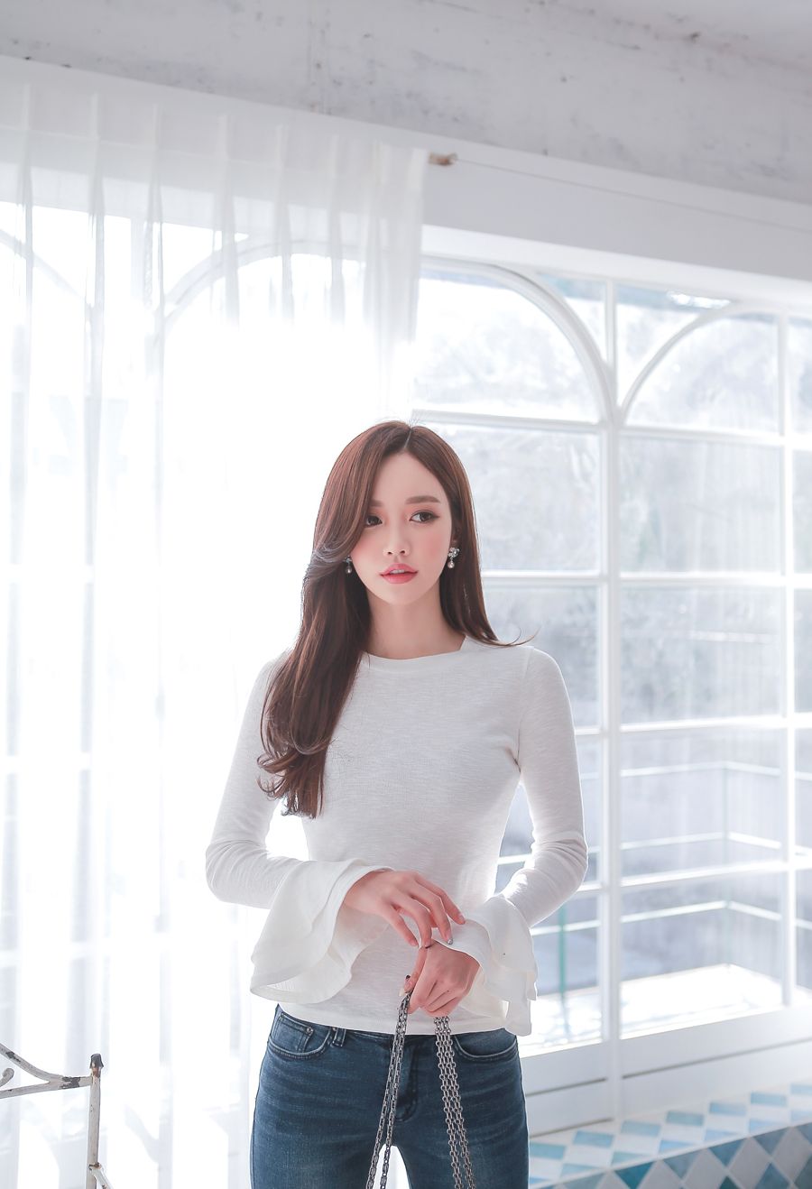 Son Yoon Joo 2017 Beautiful Legs Temperament Picture and Photo 116 Son Yoon Joo 2017 Beautiful Legs Temperament Picture and Photo