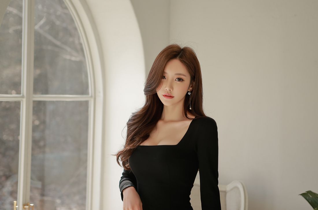 Son Yoon Joo 2017 Beautiful Legs Temperament Picture and Photo 190 Son Yoon Joo 2017 Beautiful Legs Temperament Picture and Photo