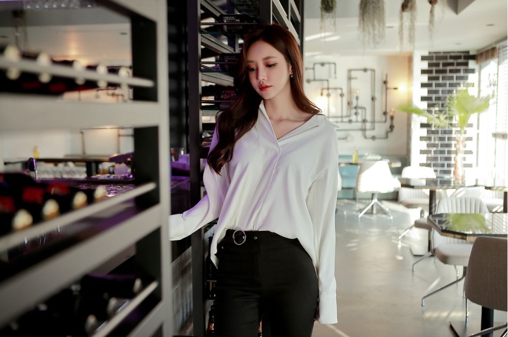 Son Yoon Joo 2017 Beautiful Legs Temperament Picture and Photo 13 Son Yoon Joo 2017 Beautiful Legs Temperament Picture and Photo