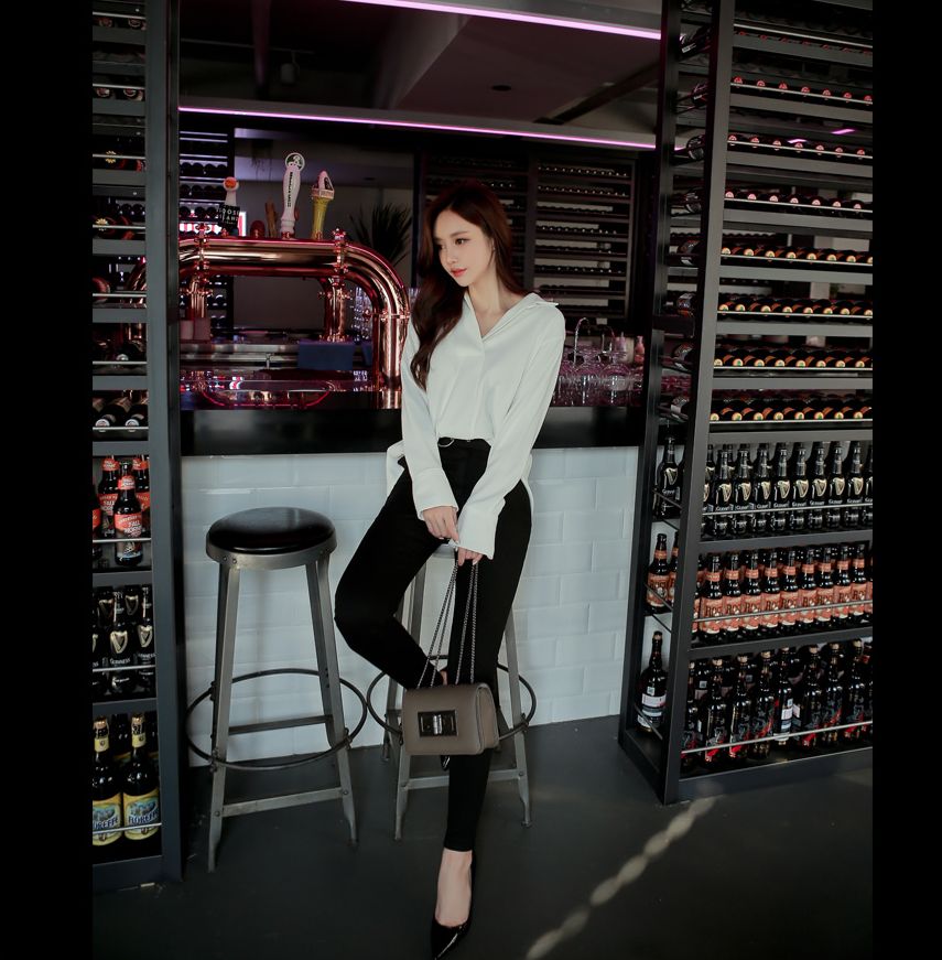 Son Yoon Joo 2017 Beautiful Legs Temperament Picture and Photo 17 Son Yoon Joo 2017 Beautiful Legs Temperament Picture and Photo