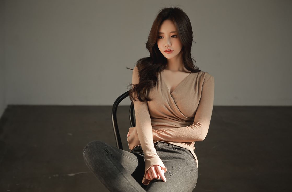 Son Yoon Joo 2017 Beautiful Legs Temperament Picture and Photo 18 Son Yoon Joo 2017 Beautiful Legs Temperament Picture and Photo