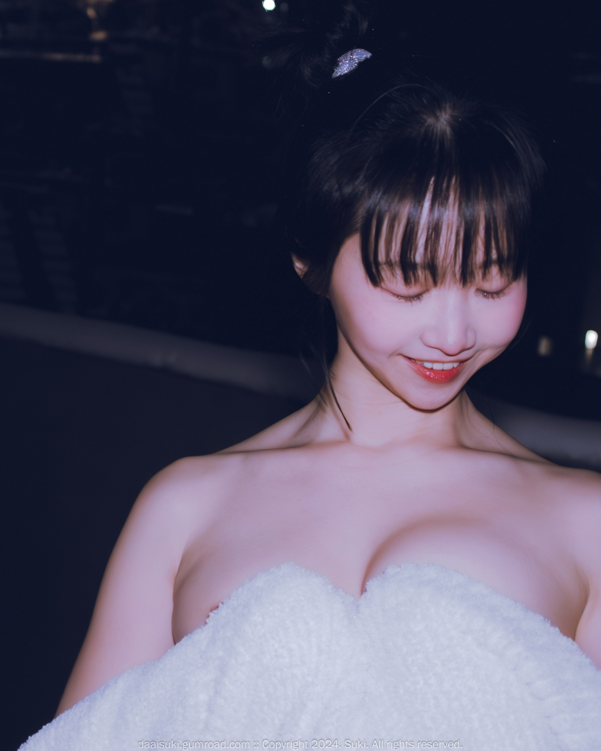 Suki 숙희, Photobook “Snowy Night” Set.01