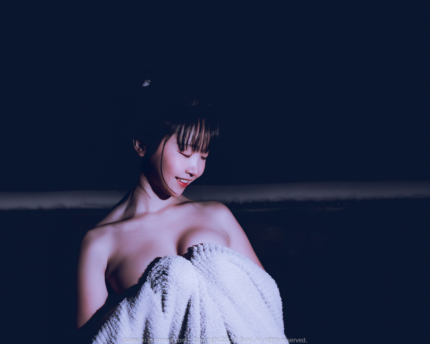 Suki 숙희, Photobook “Snowy Night” Set.01