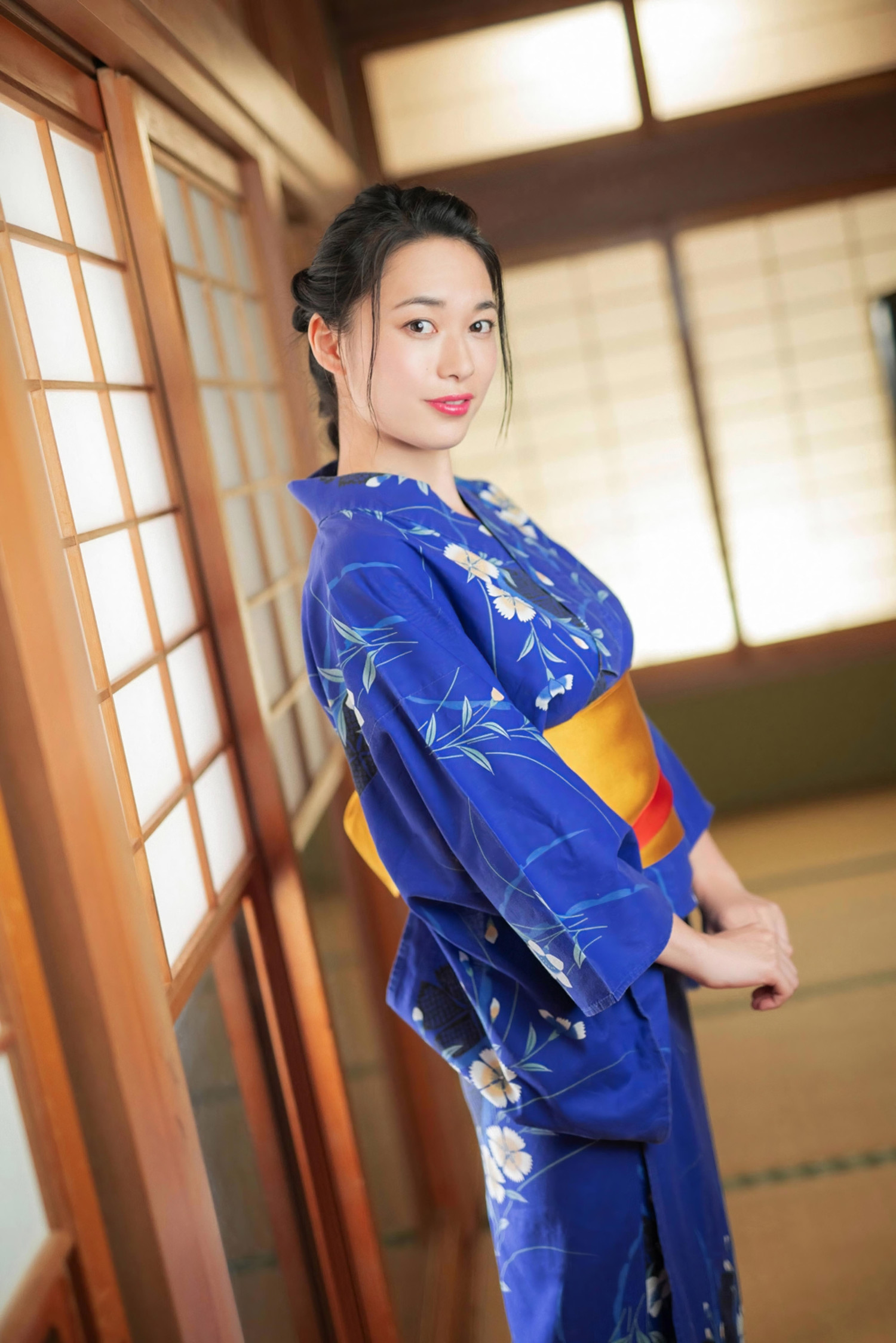 Tomoe Yamanaka 山中知恵, YS-Web [ギネス級グラドル光臨！] Set.02