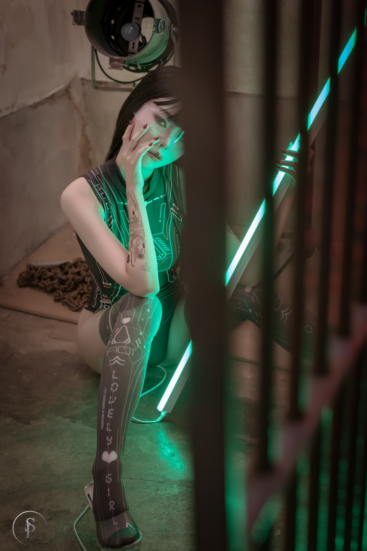 Yuna 유나, Saint PhotoLife Vol.46 Cyber Punk Set.02