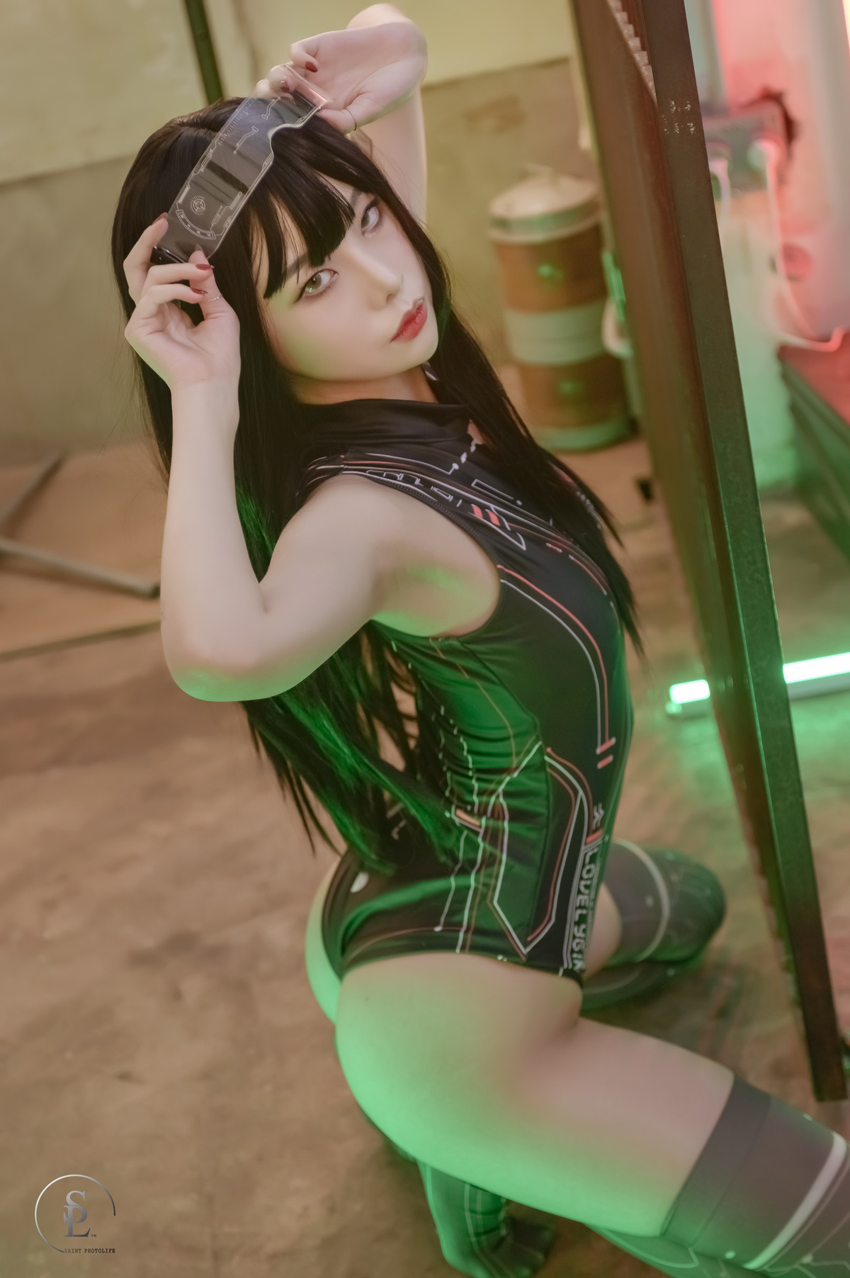 Yuna 유나, Saint PhotoLife Vol.46 Cyber Punk Set.02