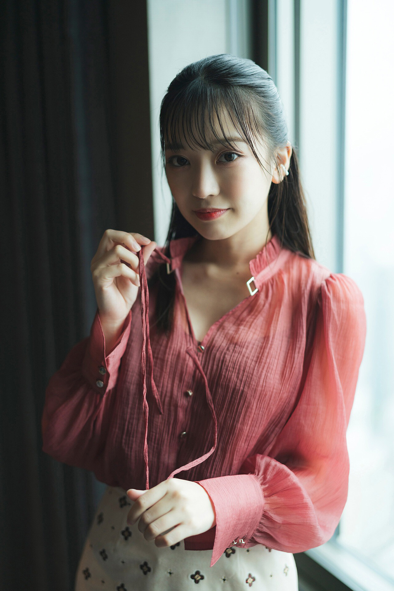 Akane Yoshizawa 吉沢朱音, FLASHデジタル写真集　「TRIANGLE LOVE－朱音の場合」 Set.02