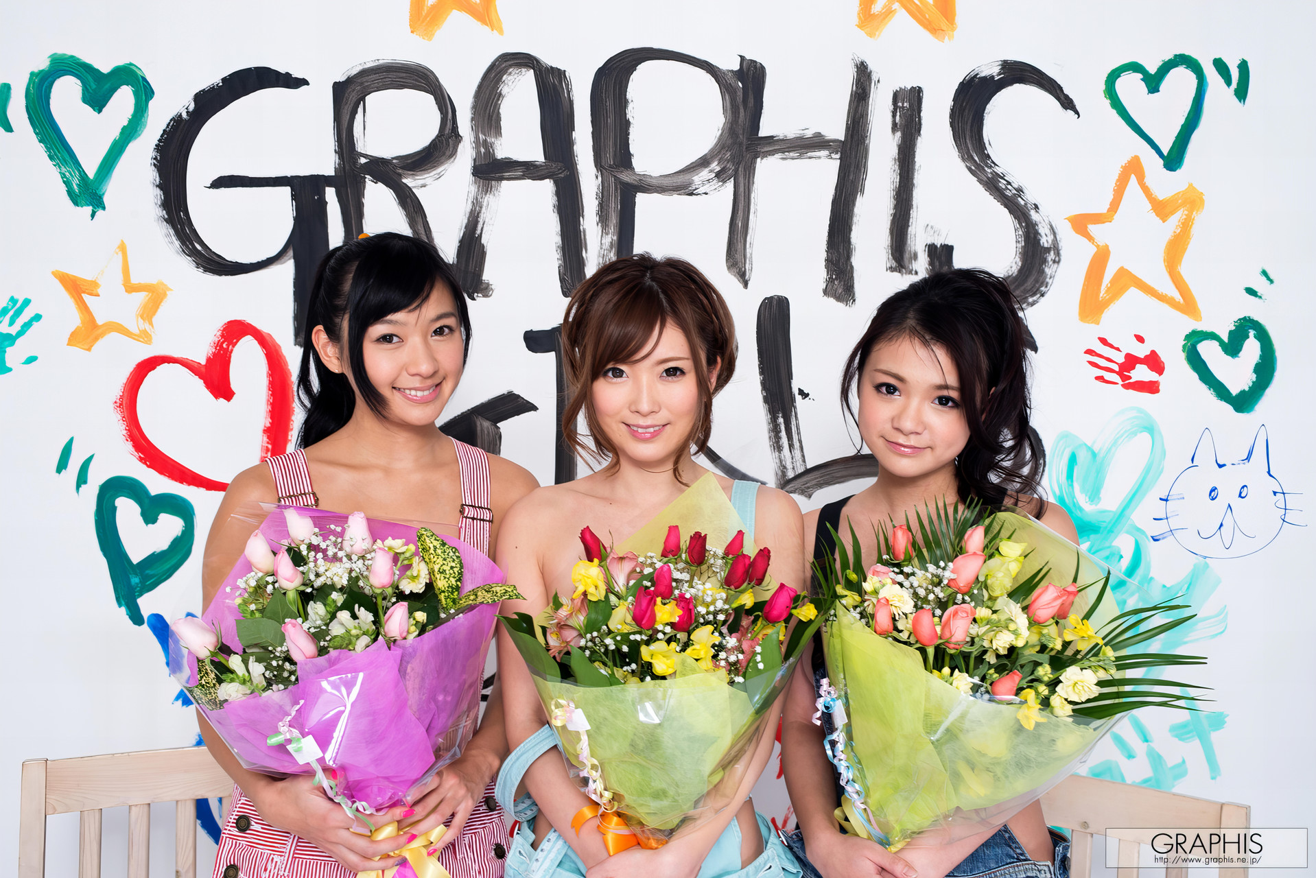 小倉奈々・加藤リナ・鶴田かな, Graphis Girls 2012