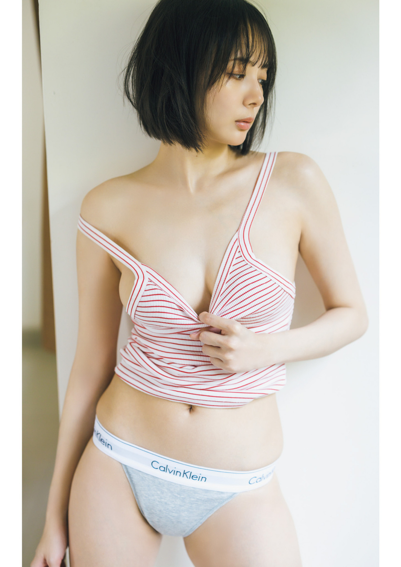周刊ポスト 2024.08.16-23 冈田纱佳 特制PHOTO BOOK