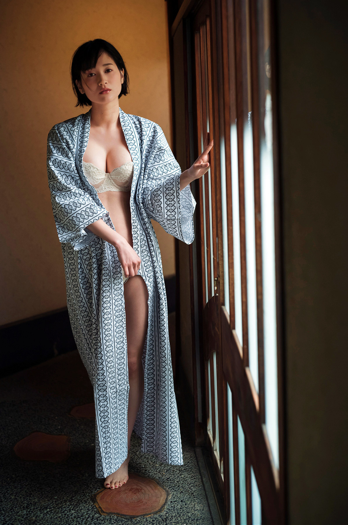 Arisa Deguchi 出口亜梨沙, FLASHデジタル写真集 [ずぶ濡れ报告] Set.02