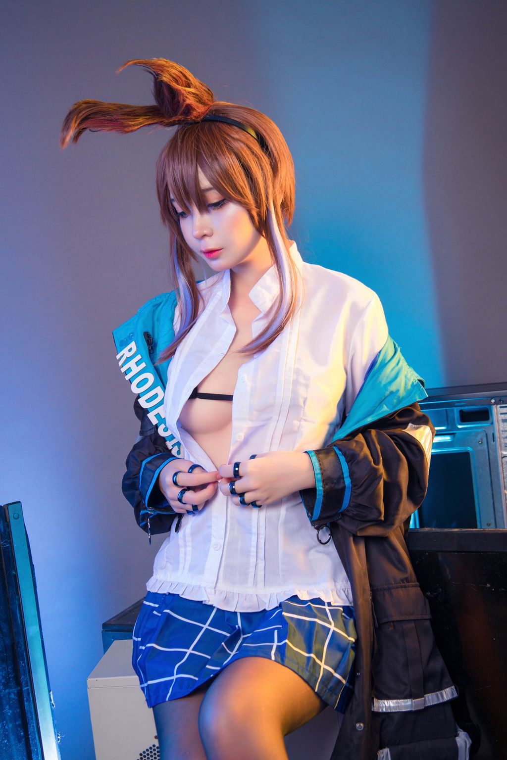 Coser@UmekoJ: Amiya Arknights