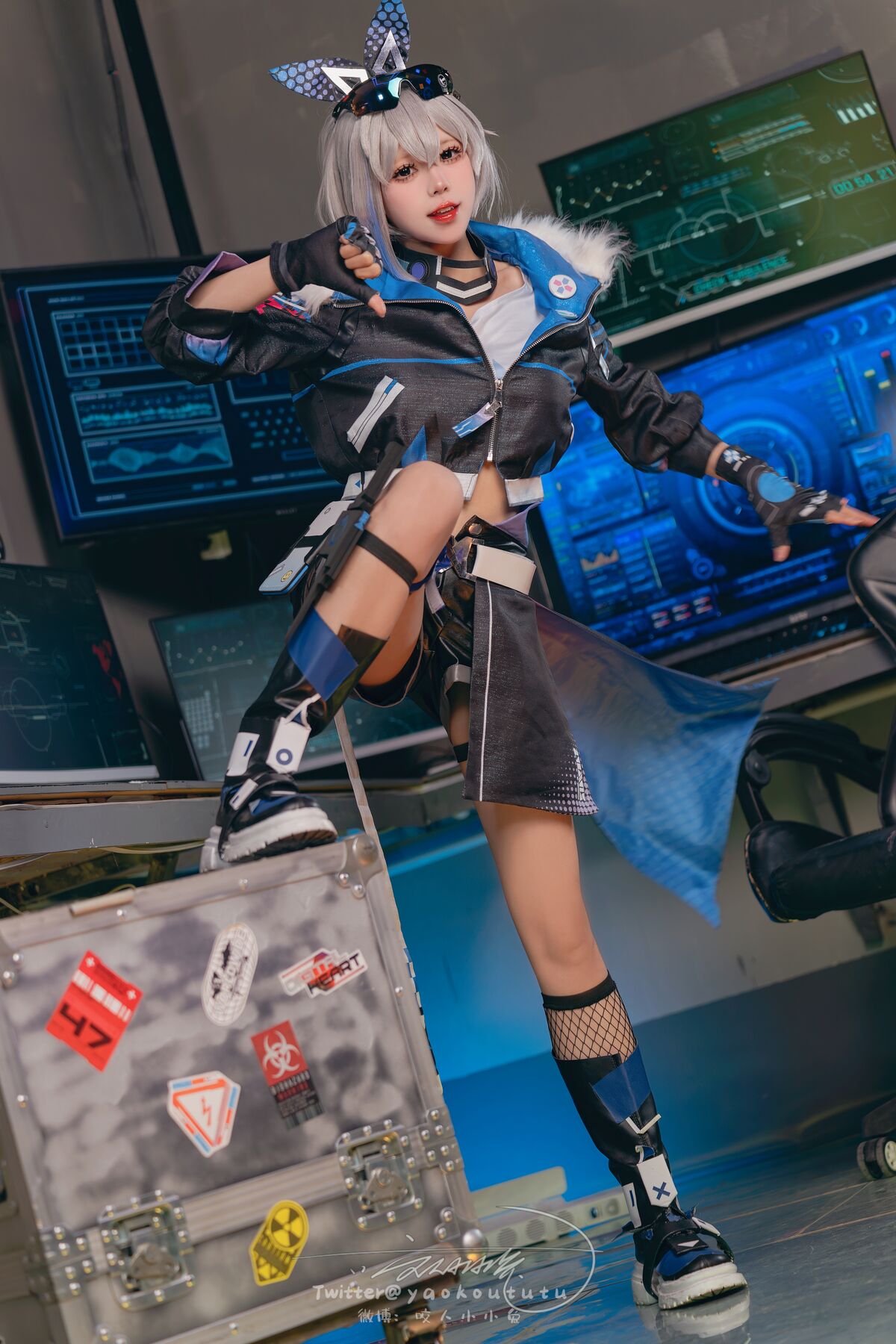 Coser@咬人小小兔 – Silver Wolf Honkai Star Rail