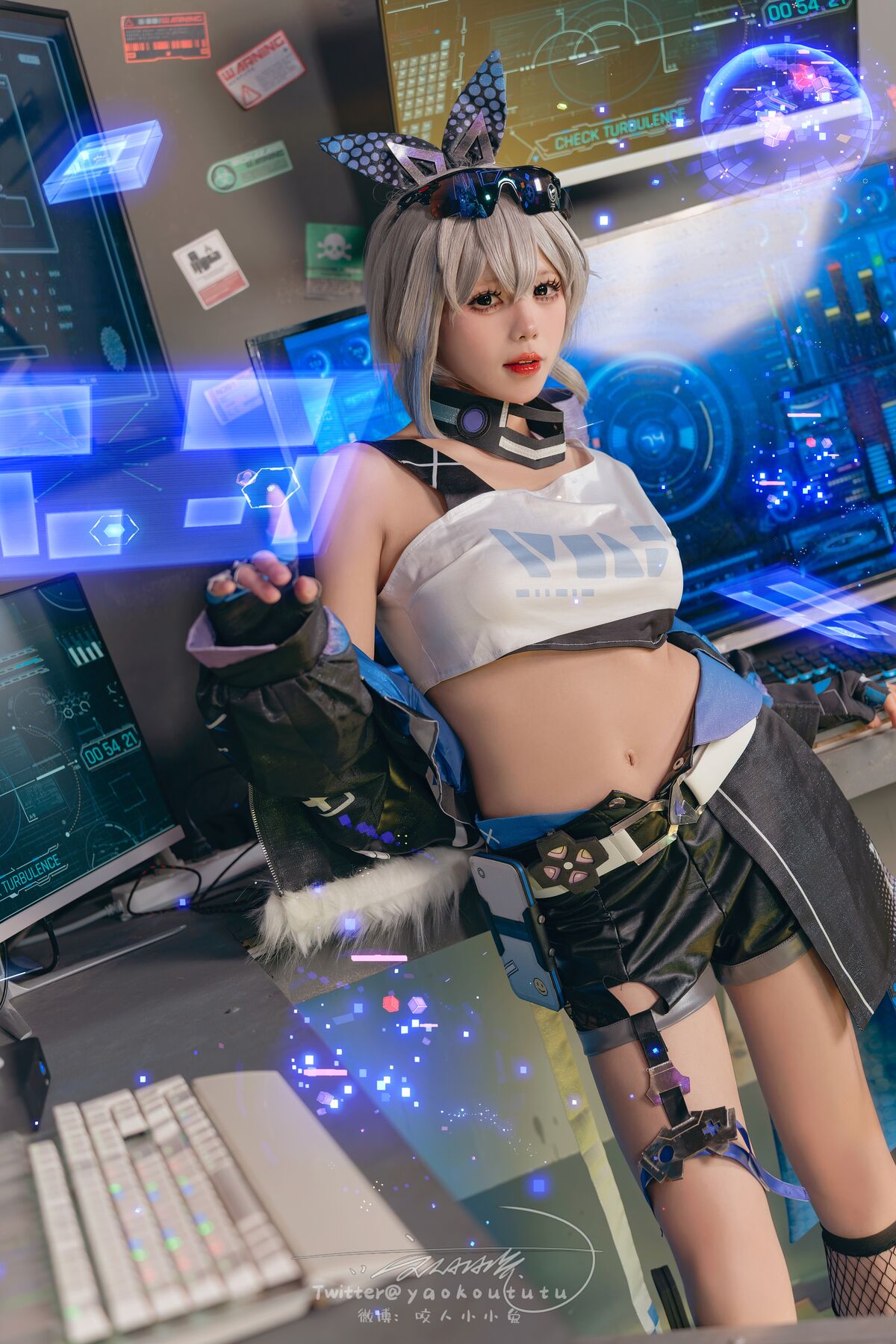 Coser@咬人小小兔 – Silver Wolf Honkai Star Rail