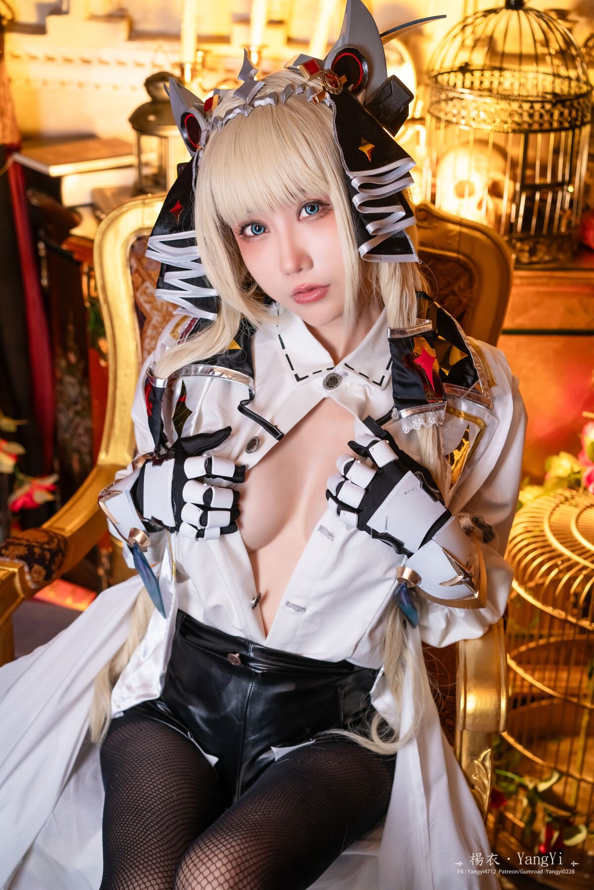 Coser@楊衣 Yangyi – Crown