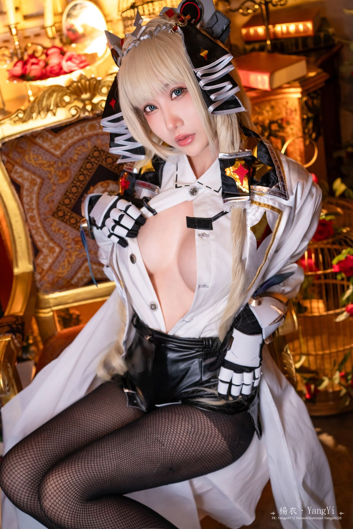 Coser@楊衣 Yangyi – Crown