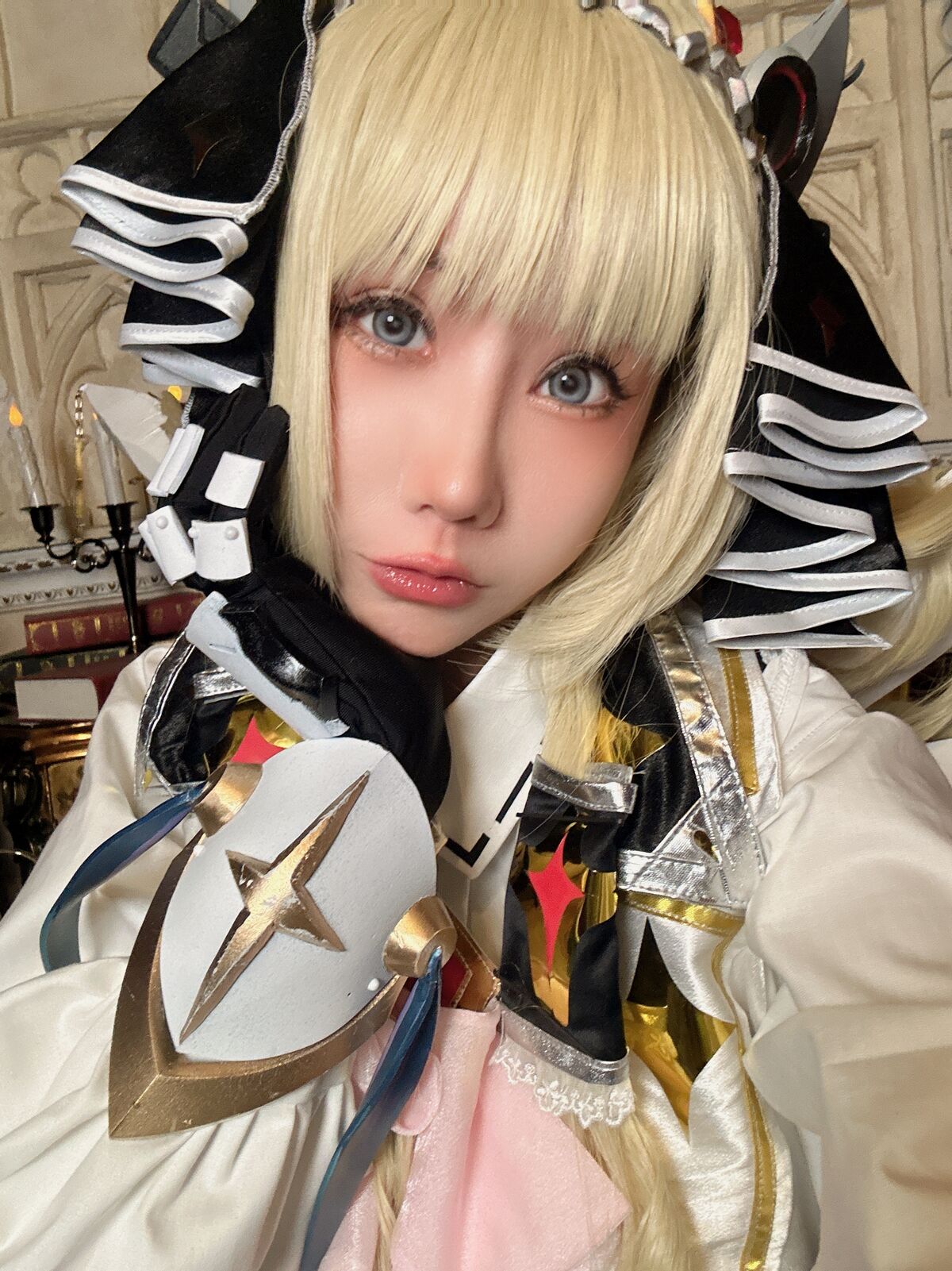 Coser@楊衣 Yangyi – Crown