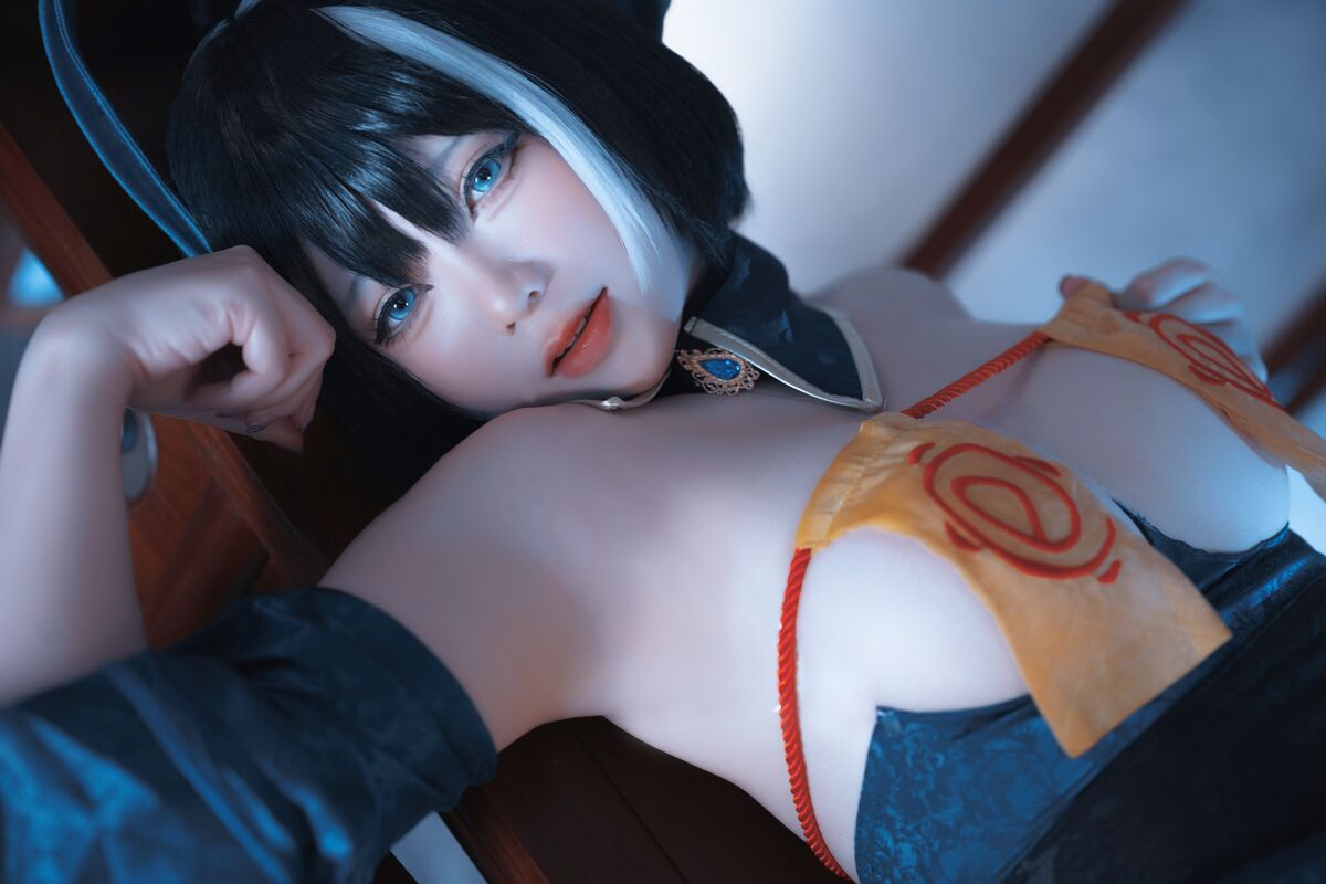 Coser@樱落酱w – 碧蓝航线 华甲僵尸