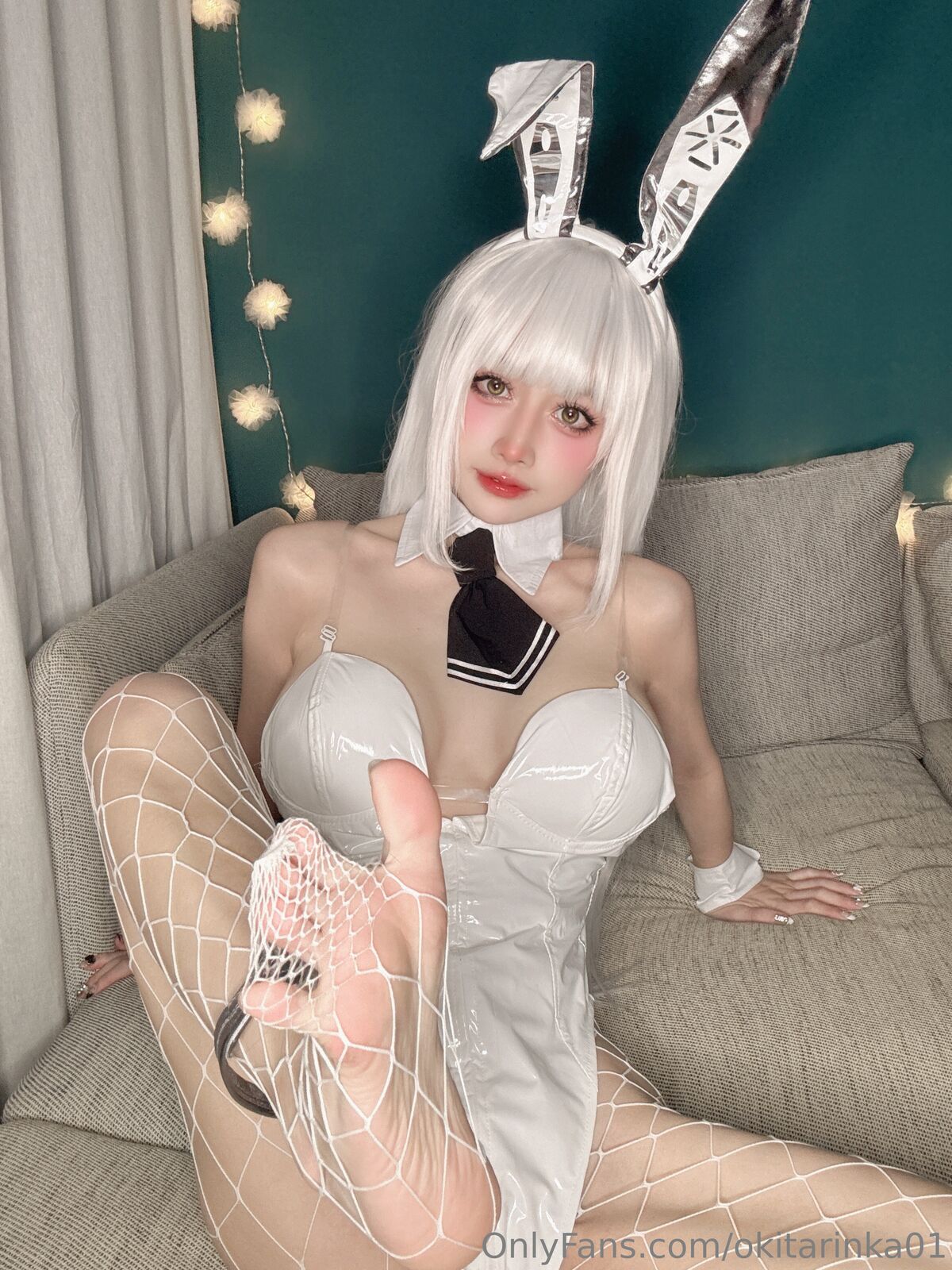 Coser@沖田凜花Rinka – White Rabbit