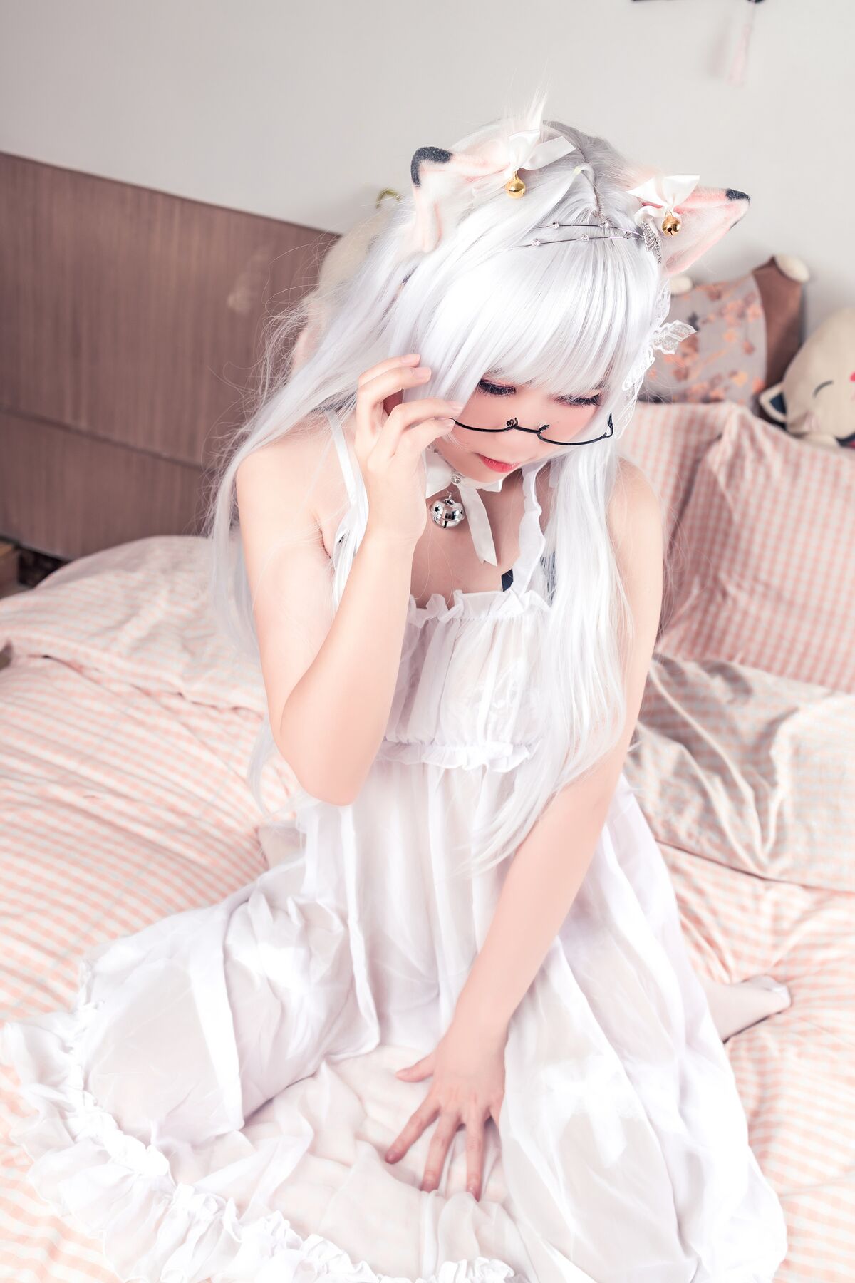 Coser@流年不停w – 白色睡衣