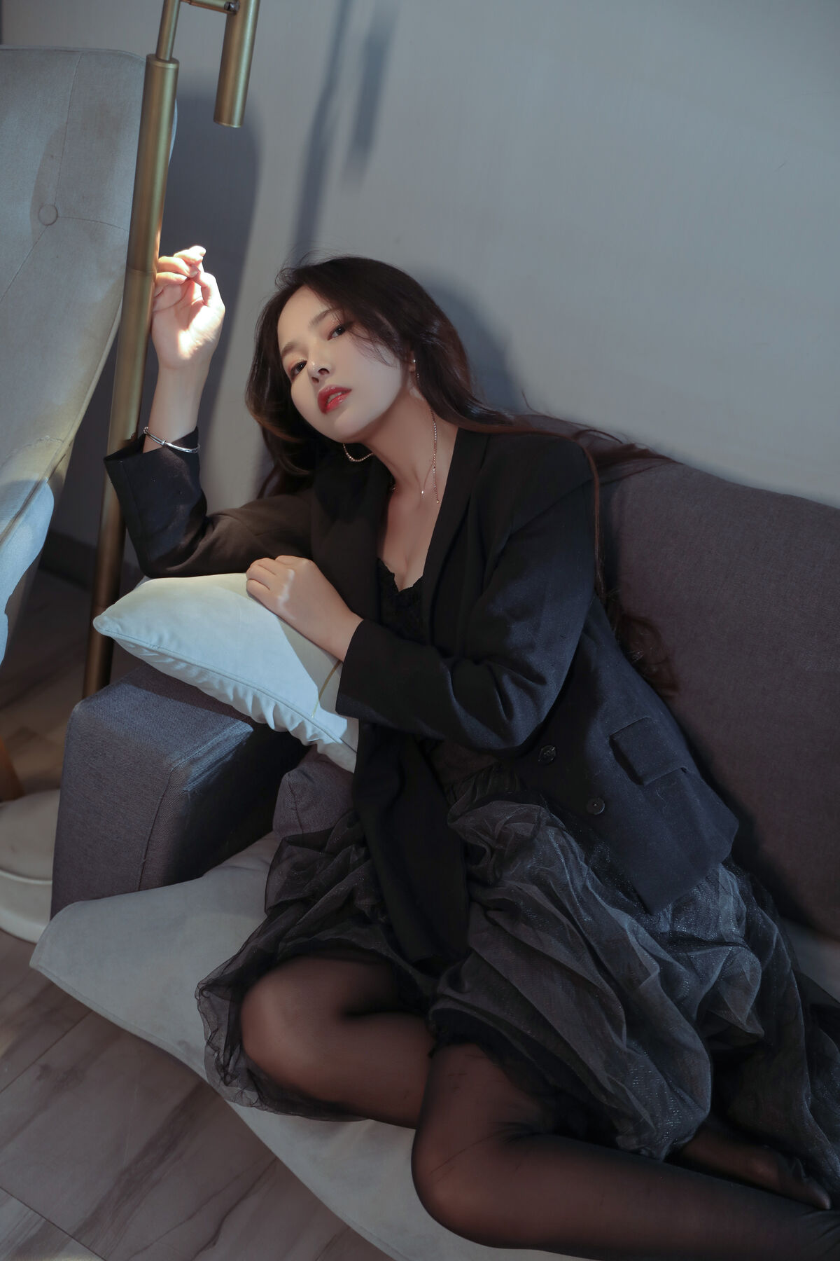 Coser@苏嫣嫣阿姨 – 黑色御姐风格大象