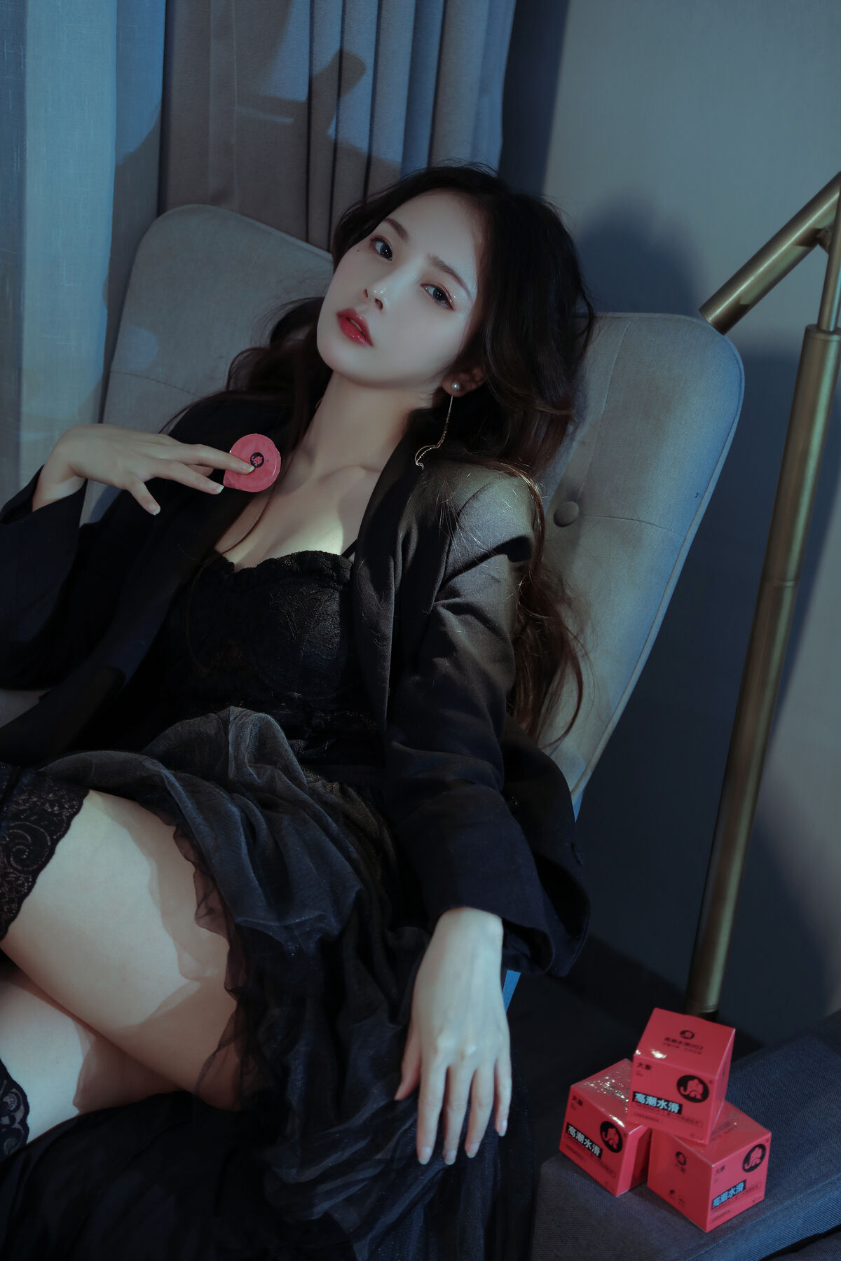 Coser@苏嫣嫣阿姨 – 黑色御姐风格大象