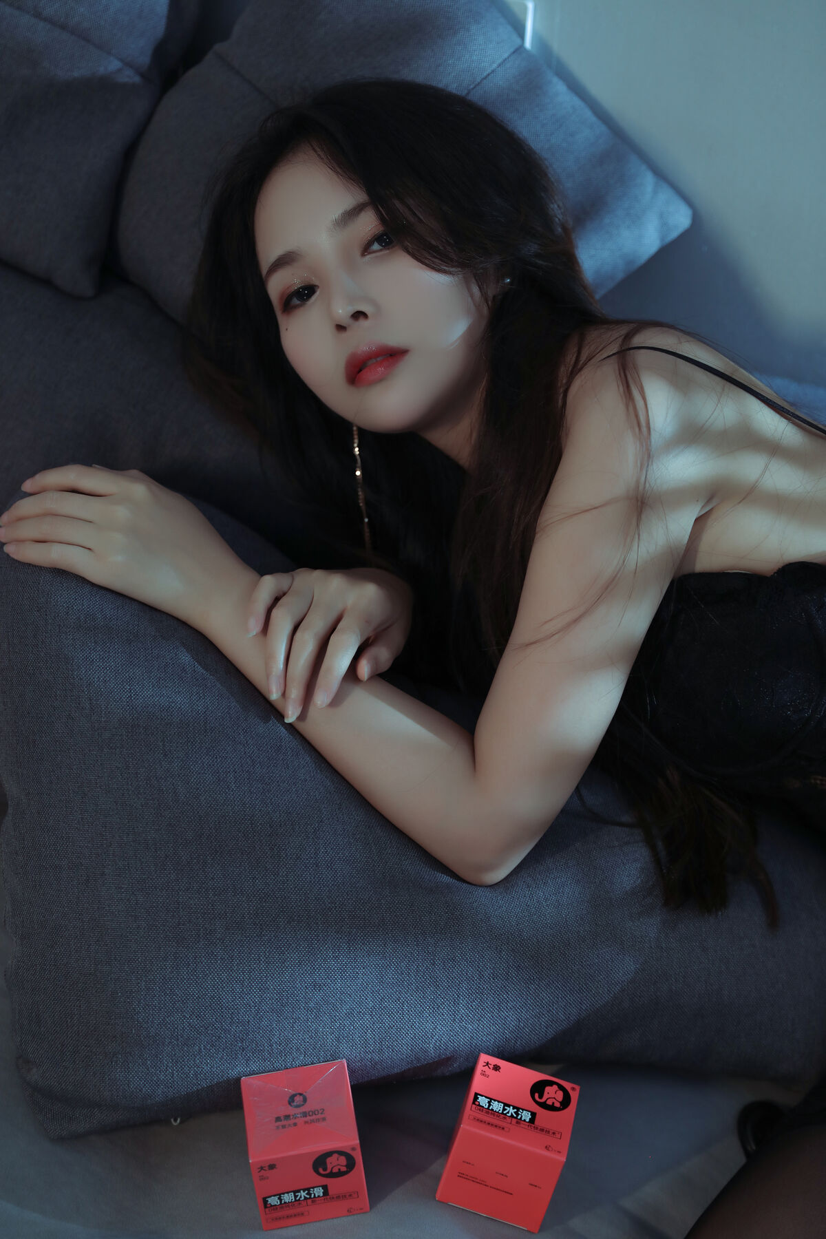 Coser@苏嫣嫣阿姨 – 黑色御姐风格大象