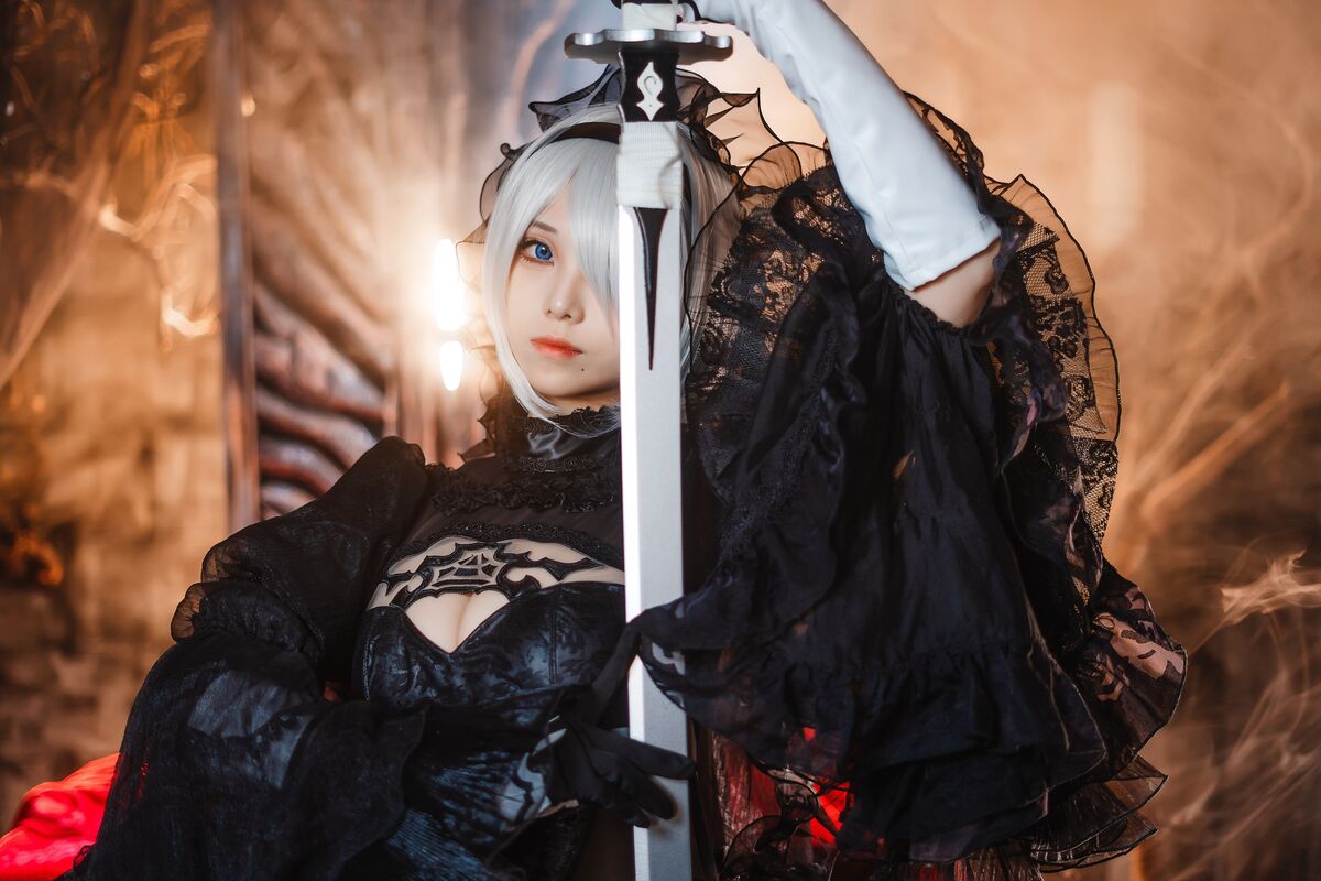 Coser@蜜汁猫裘 – 机械纪元 2B