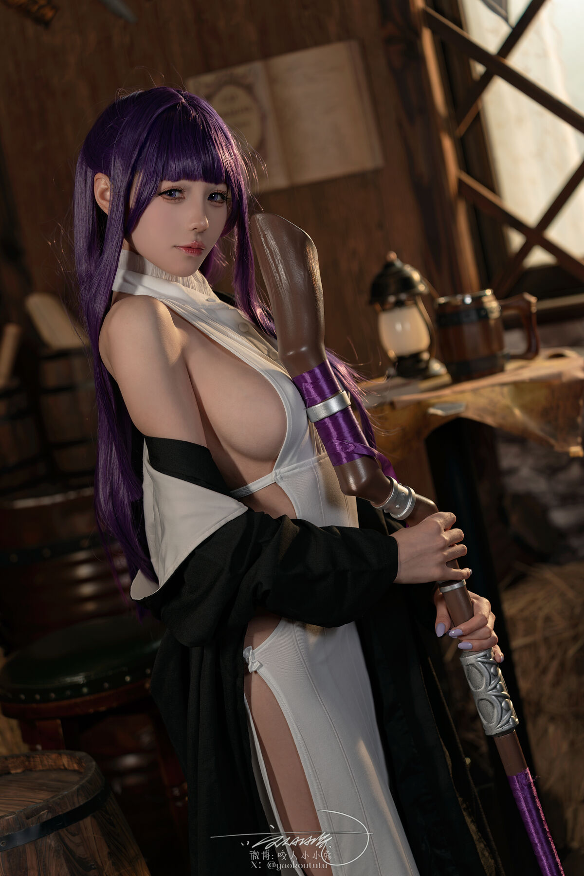 Coser@黏黏团子兔 – 5月作品『酩酊大喷菇』