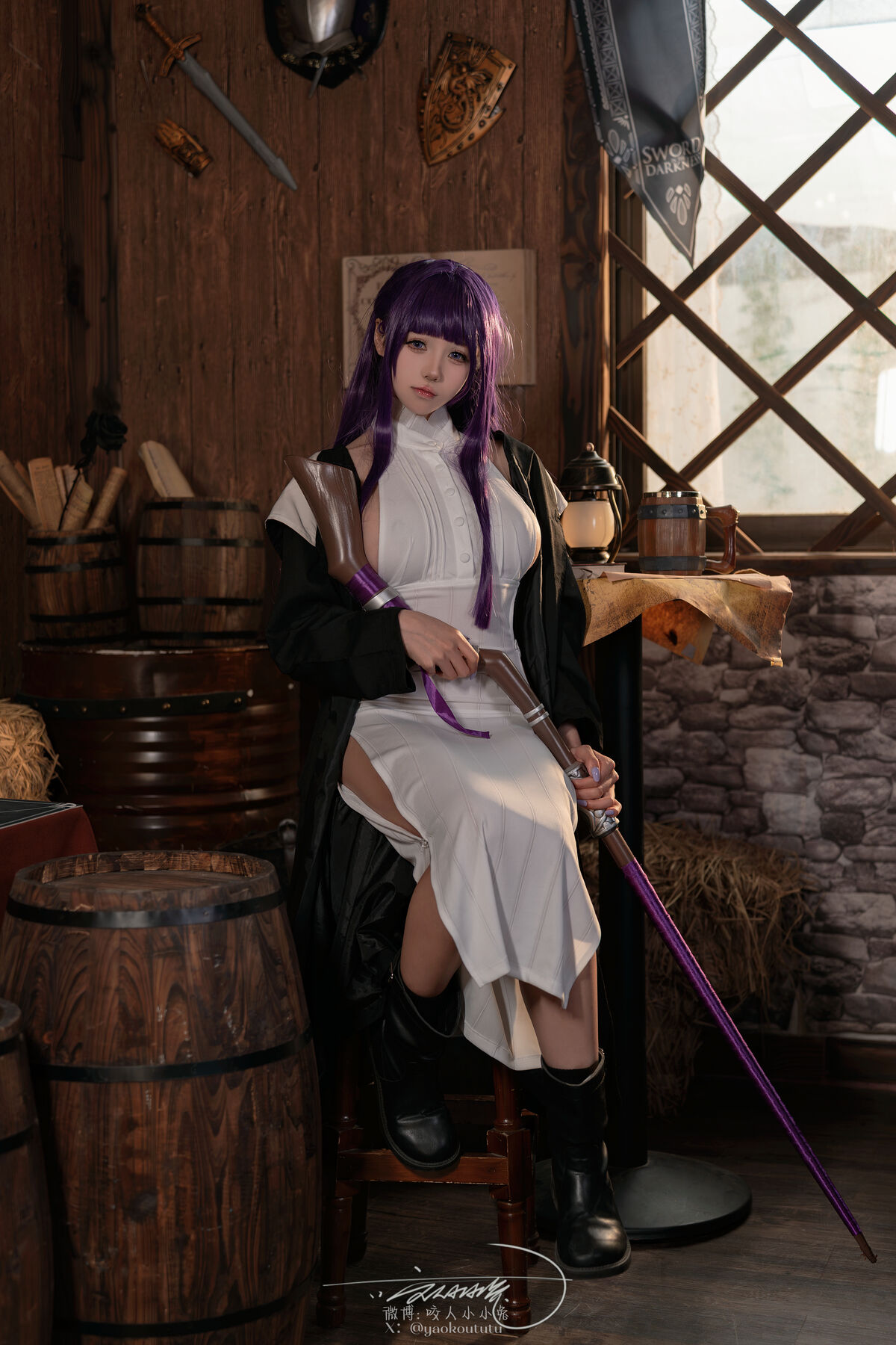 Coser@黏黏团子兔 – 5月作品『酩酊大喷菇』