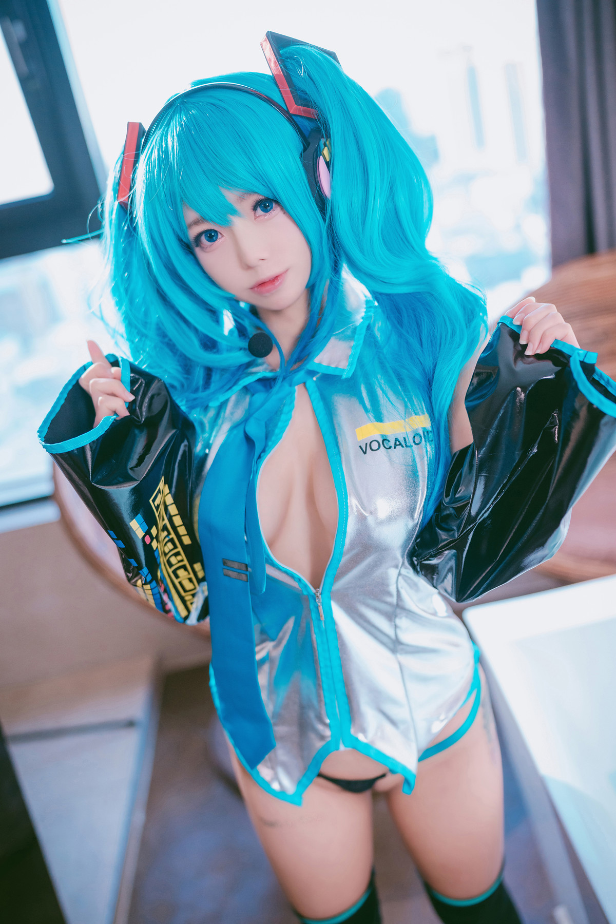 Cosplay Maruemon 마루에몽 Plug Me In Miku Set.02