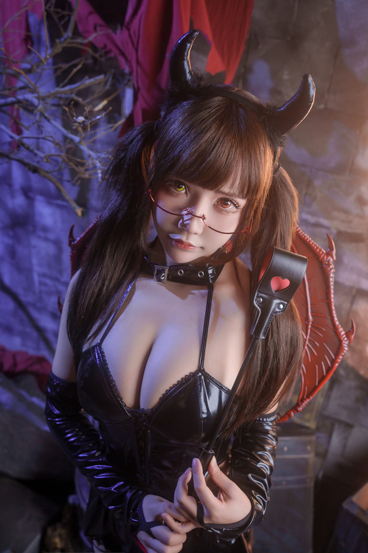 Cosplay 抱走莫子aa Little Succubus