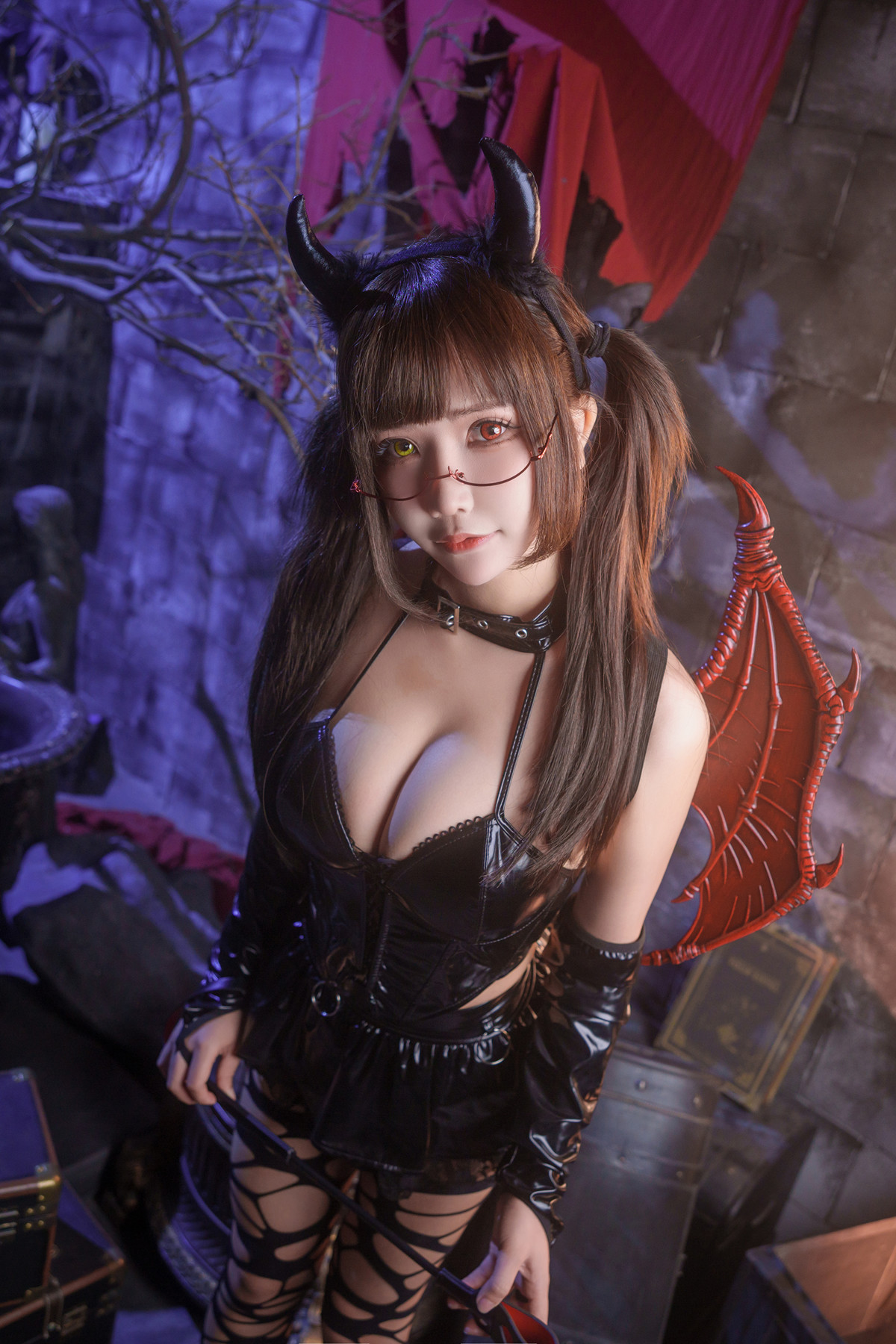 Cosplay 抱走莫子aa Little Succubus