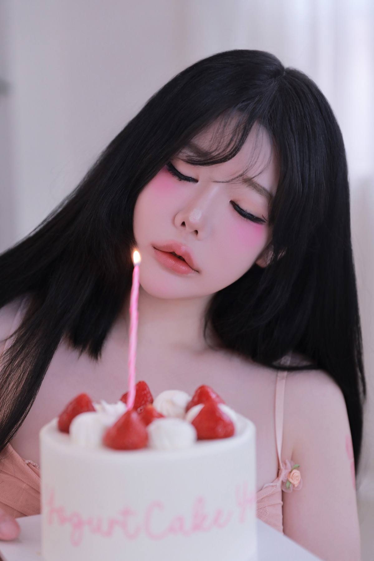 Jisu A 안지수, Photobook ‘Birthday’ Set.01