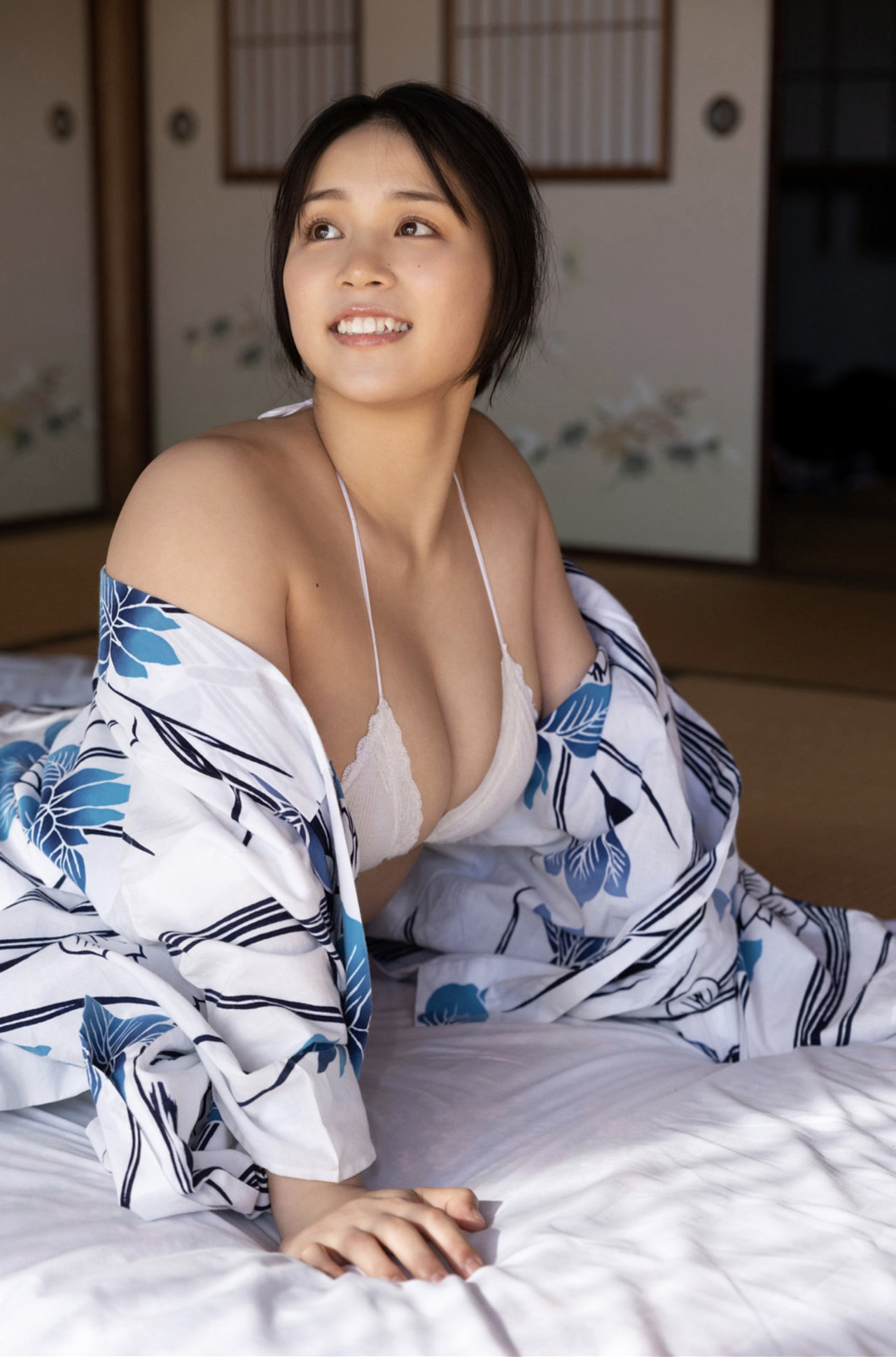 Miyabi Yamaoka 山岡雅弥, FRIDAYデジタル写真集 「彼女と暮らせば」 Set.01