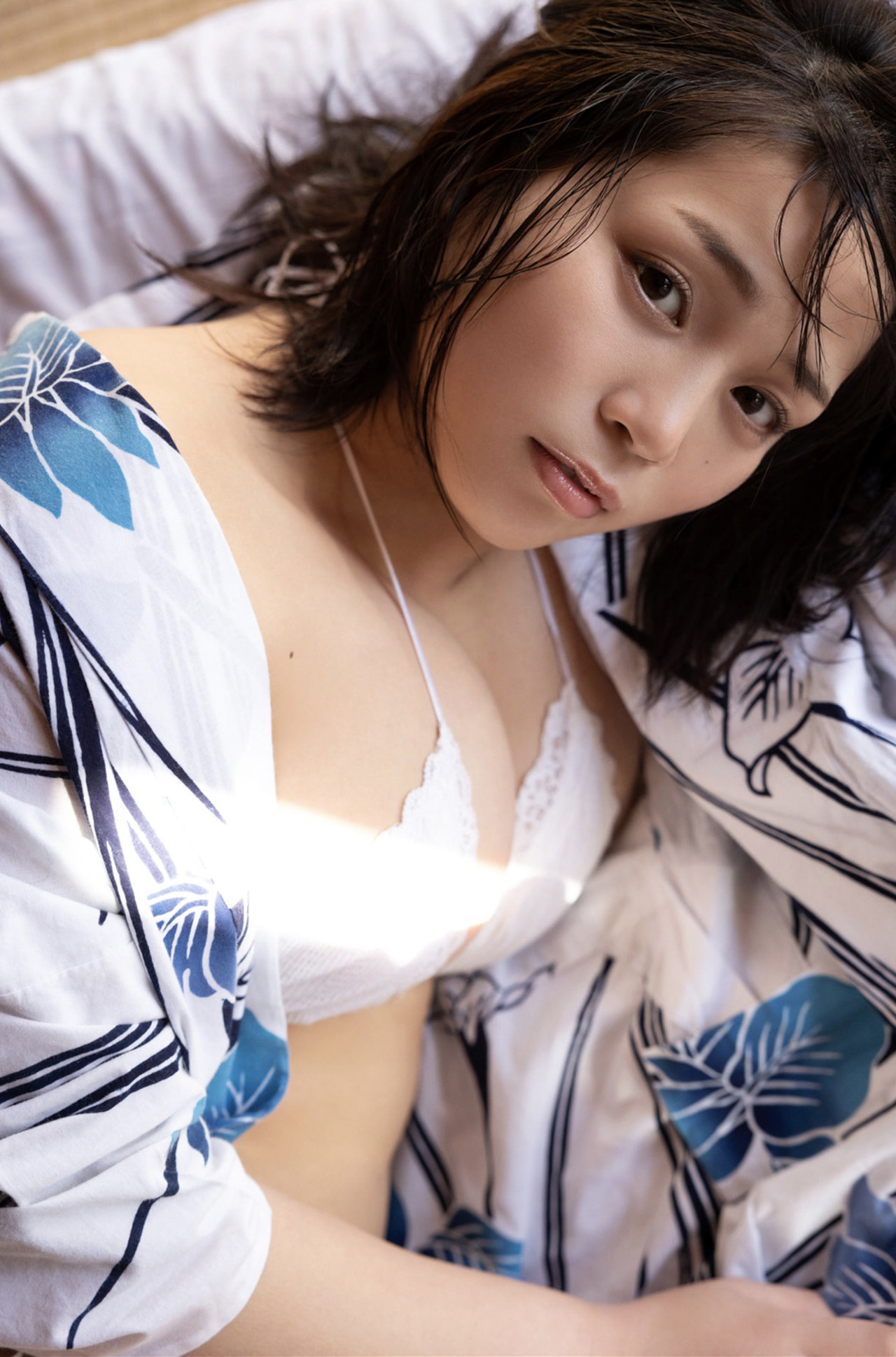 Miyabi Yamaoka 山岡雅弥, FRIDAYデジタル写真集 「彼女と暮らせば」 Set.01