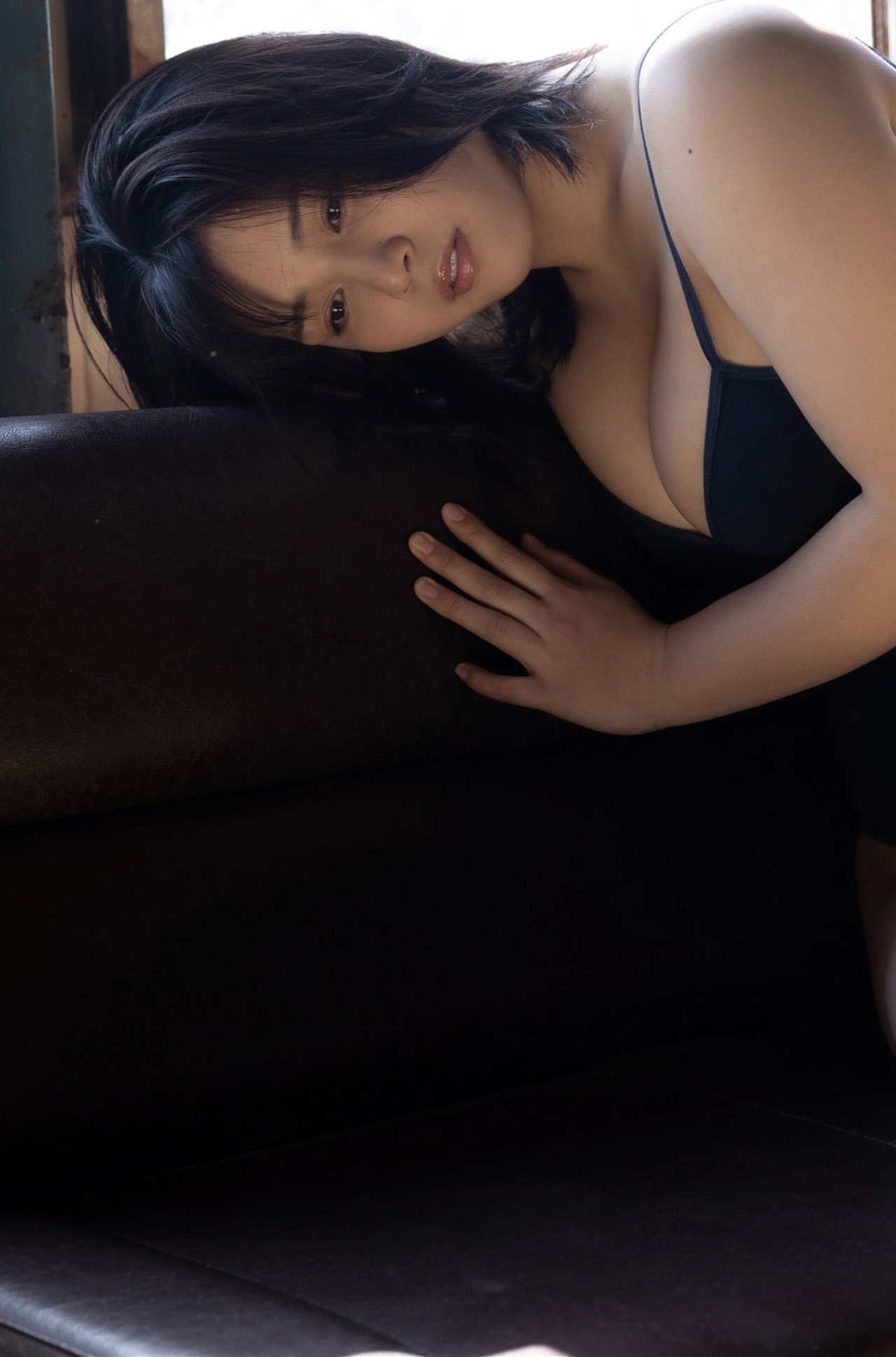 Miyabi Yamaoka 山岡雅弥, FRIDAYデジタル写真集 「彼女と暮らせば」 Set.02