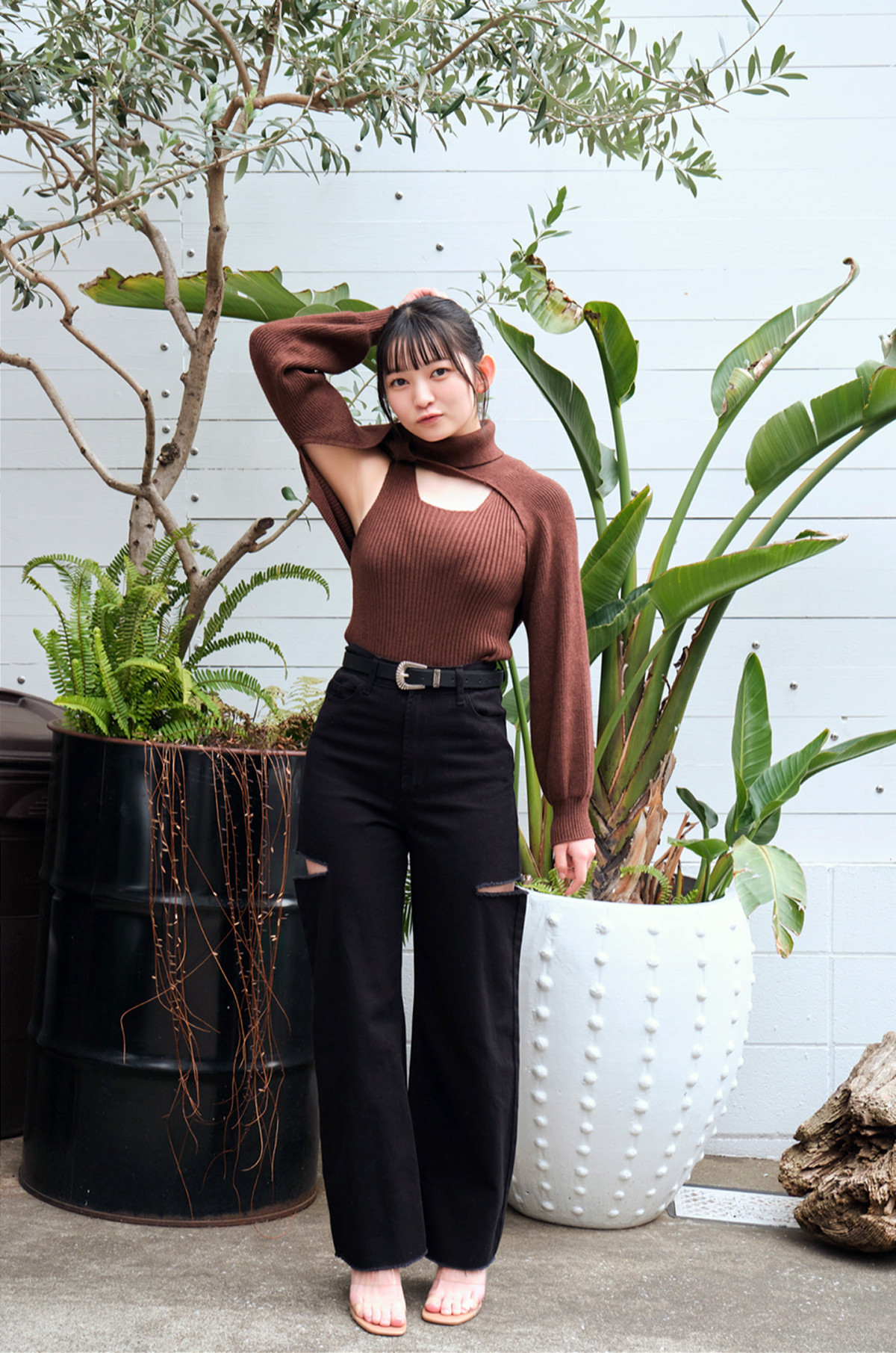 Suzuka Sayama 佐山すずか, 漫画アクションデジタル写真集 [君の隣にいたいんだ] Set.01