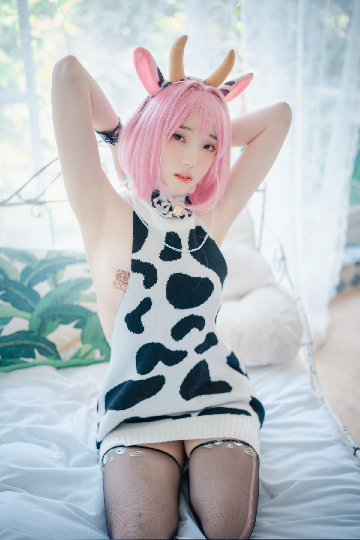 Bambi 밤비, DJAWA ‘Riamu’s Celebrating the Year of the Cow’ Set.02