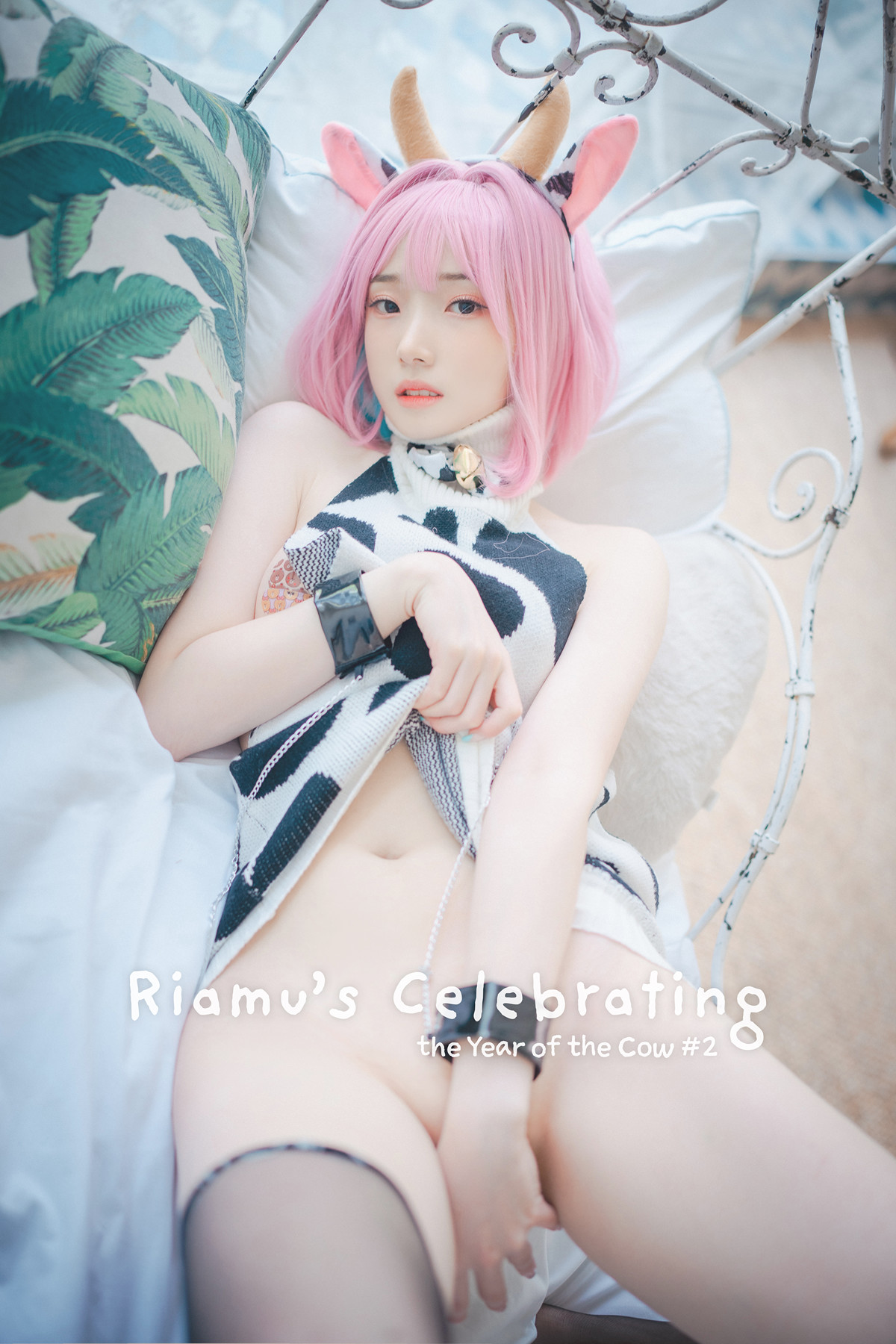 Bambi 밤비, DJAWA ‘Riamu’s Celebrating the Year of the Cow’ Set.02