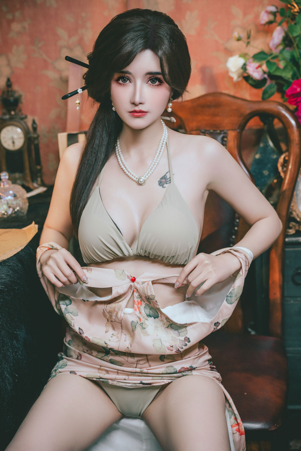 Coser@鹿八岁 – 特工的堕落 前篇 Part1