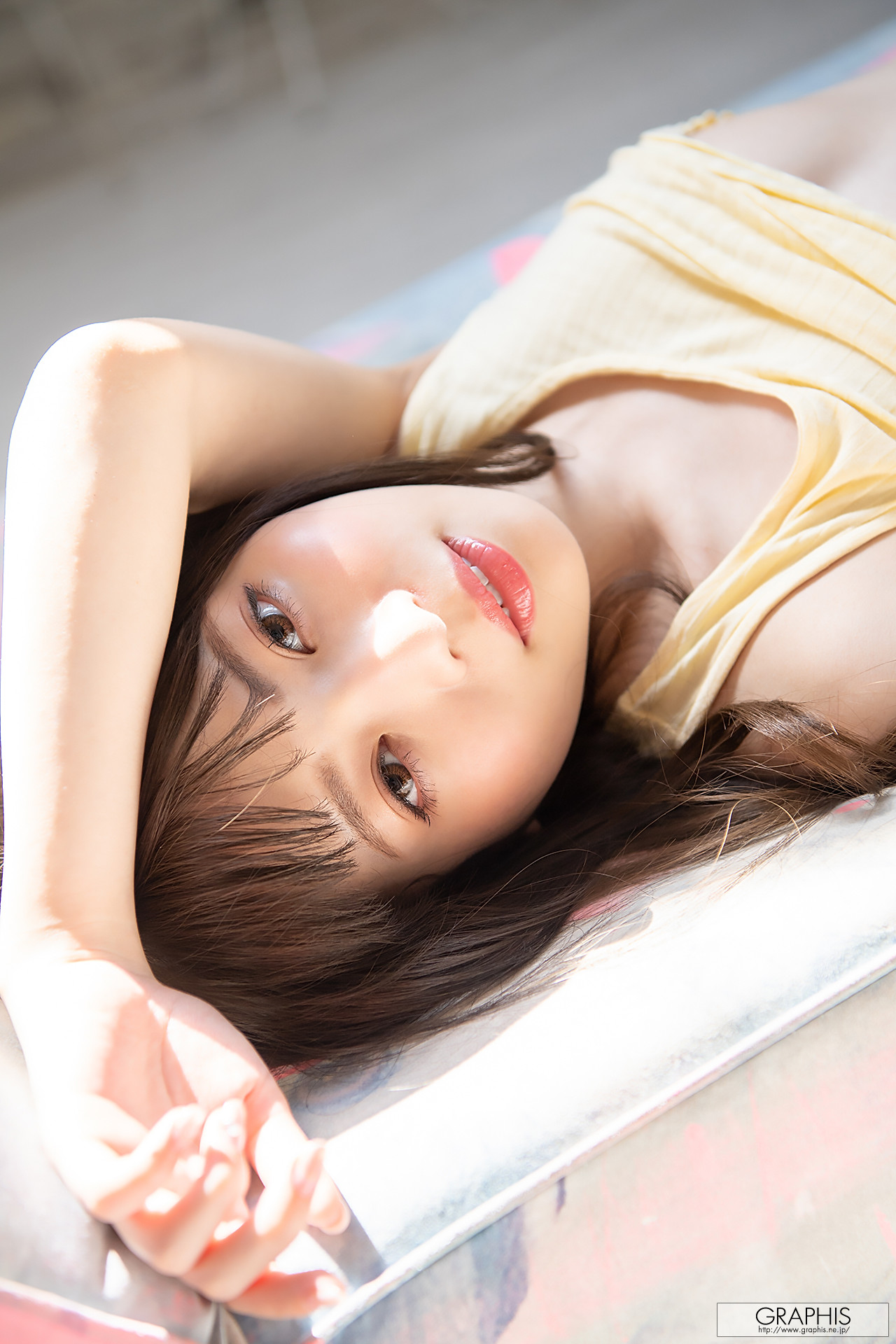 Izuna Maki 槙いずな, Graphis First Gravure 初脫ぎ娘 Vol.02