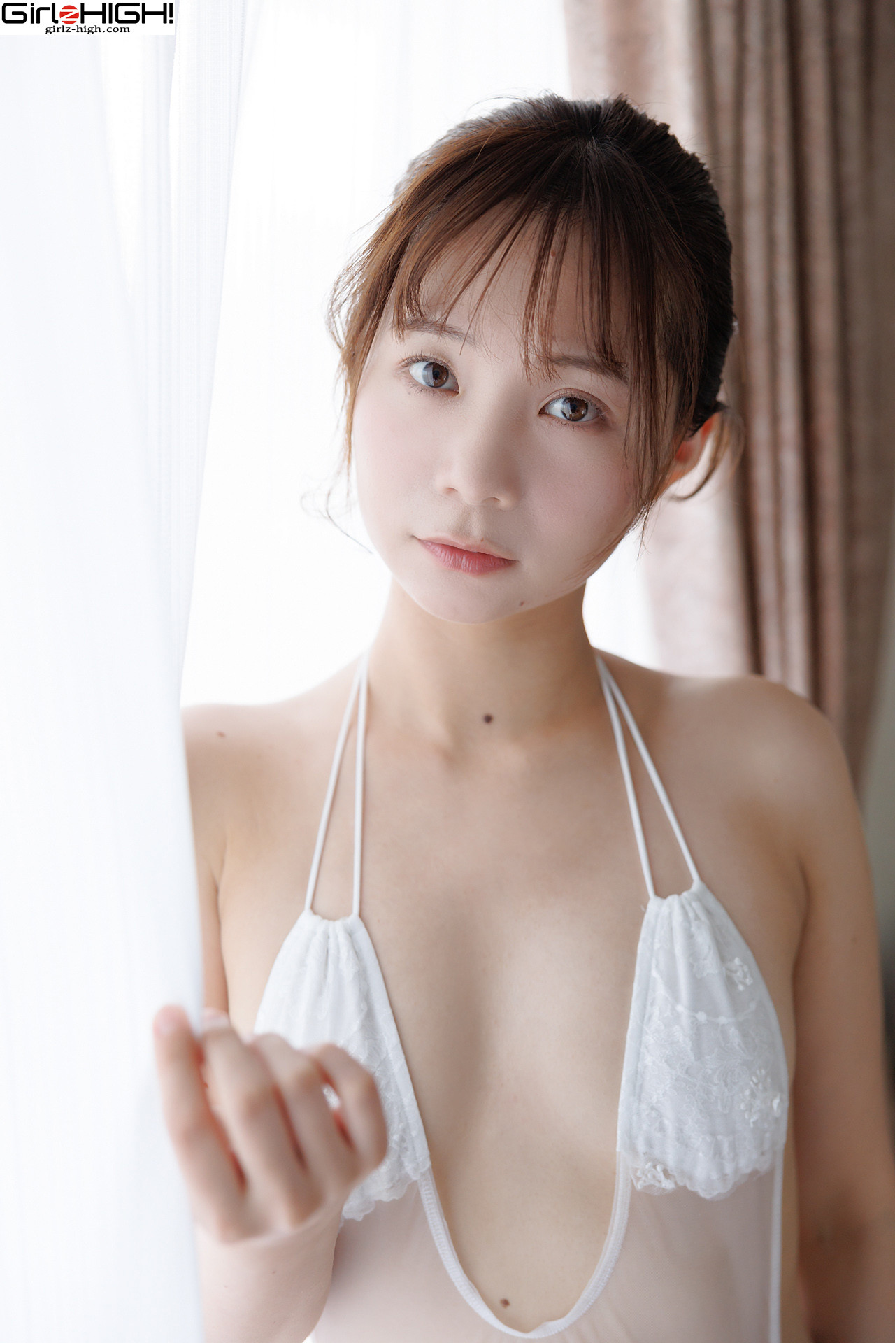 Mana 真奈, Girlz-High This is my last DVD in my 20s (bfaa_097_001)