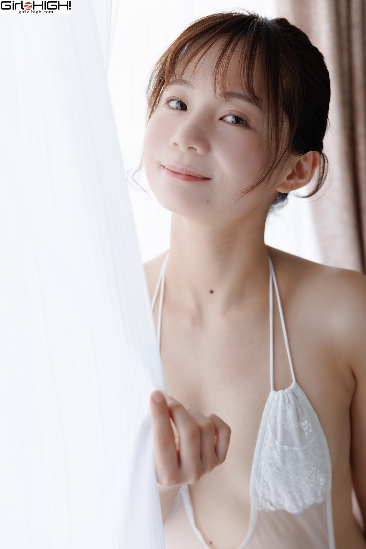 Mana 真奈, Girlz-High This is my last DVD in my 20s (bfaa_097_001)