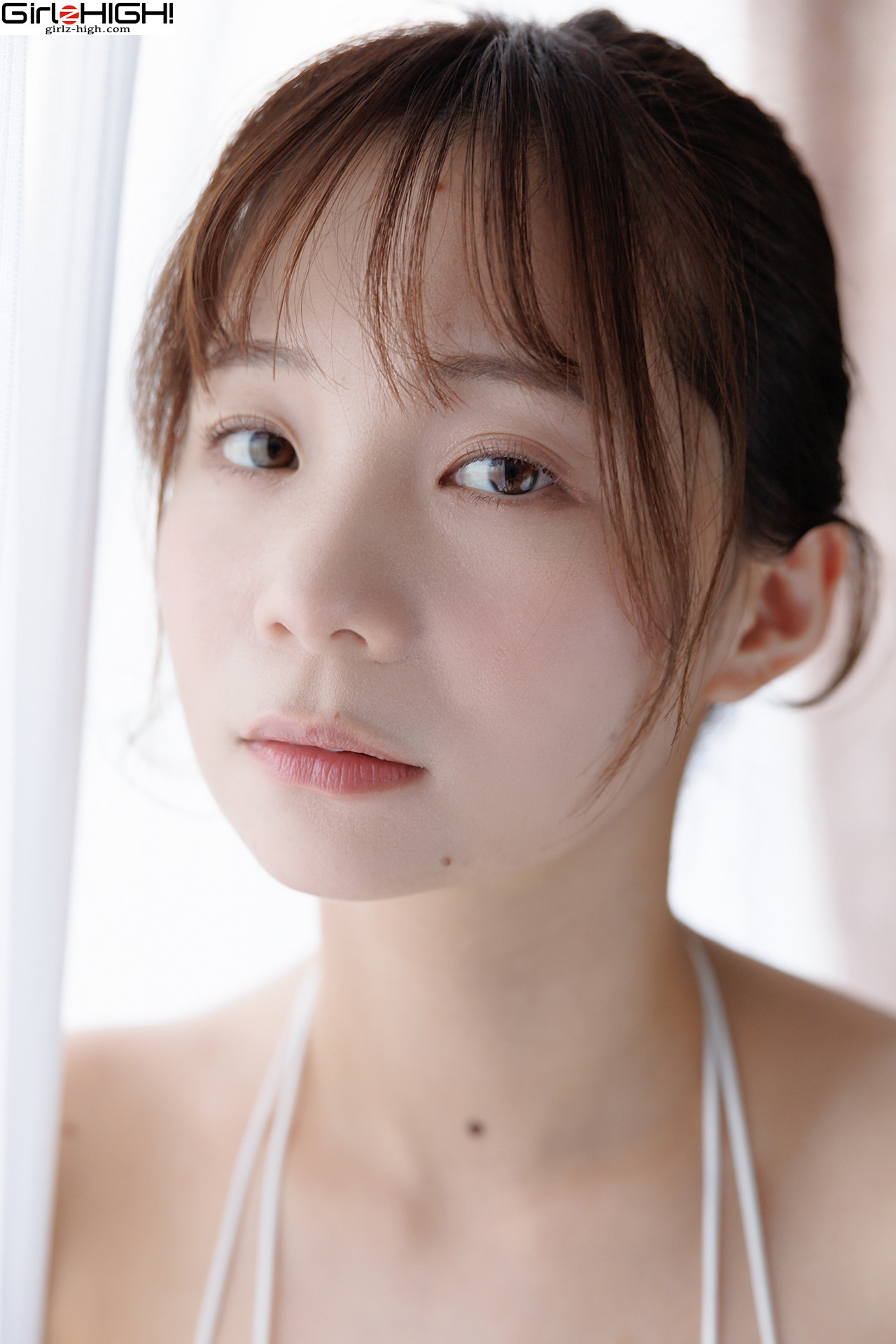 Mana 真奈, Girlz-High This is my last DVD in my 20s (bfaa_097_001)